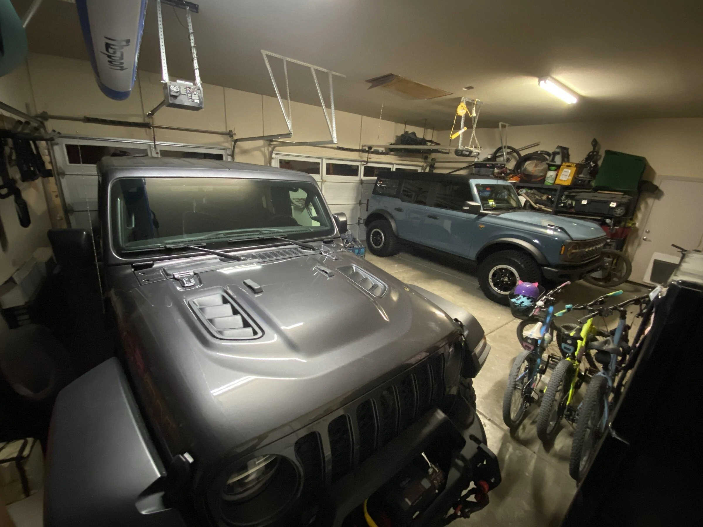Jeep Gladiator Photo challenge.. Show me your Gladiator in your garage. 0D315D6B-9E1F-43CB-9C4E-9966258B5112