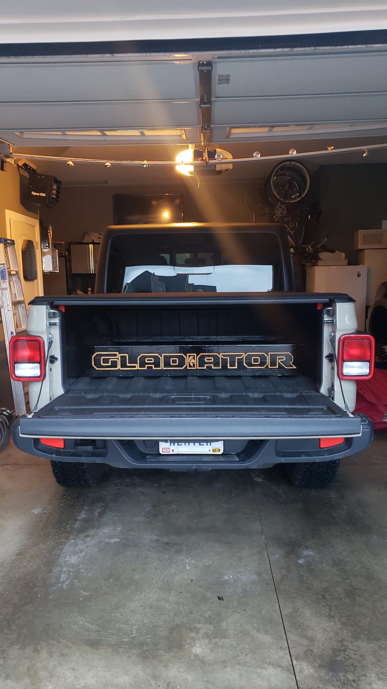 Jeep Gladiator Photo challenge.. Show me your Gladiator in your garage. 20210228_182759