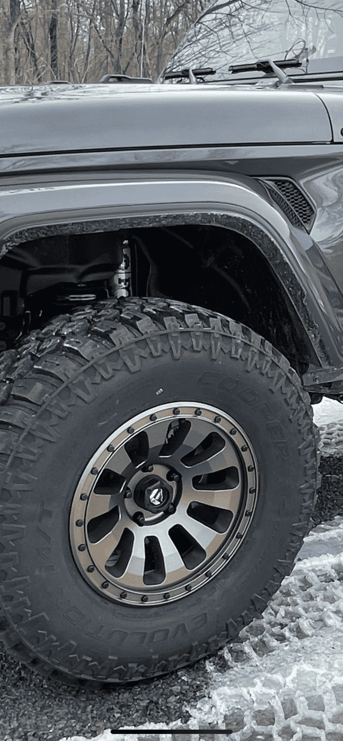 Jeep Gladiator SHOW ME YOUR WHEELS! 095E5CAD-161C-49A1-9414-34A8DF17BF35