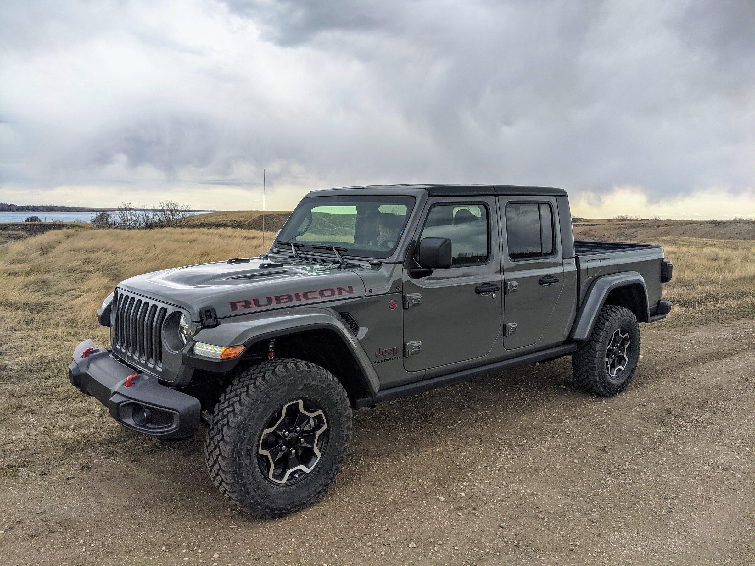 Jeep Gladiator Which license plate slogan should I get? - Survey jee