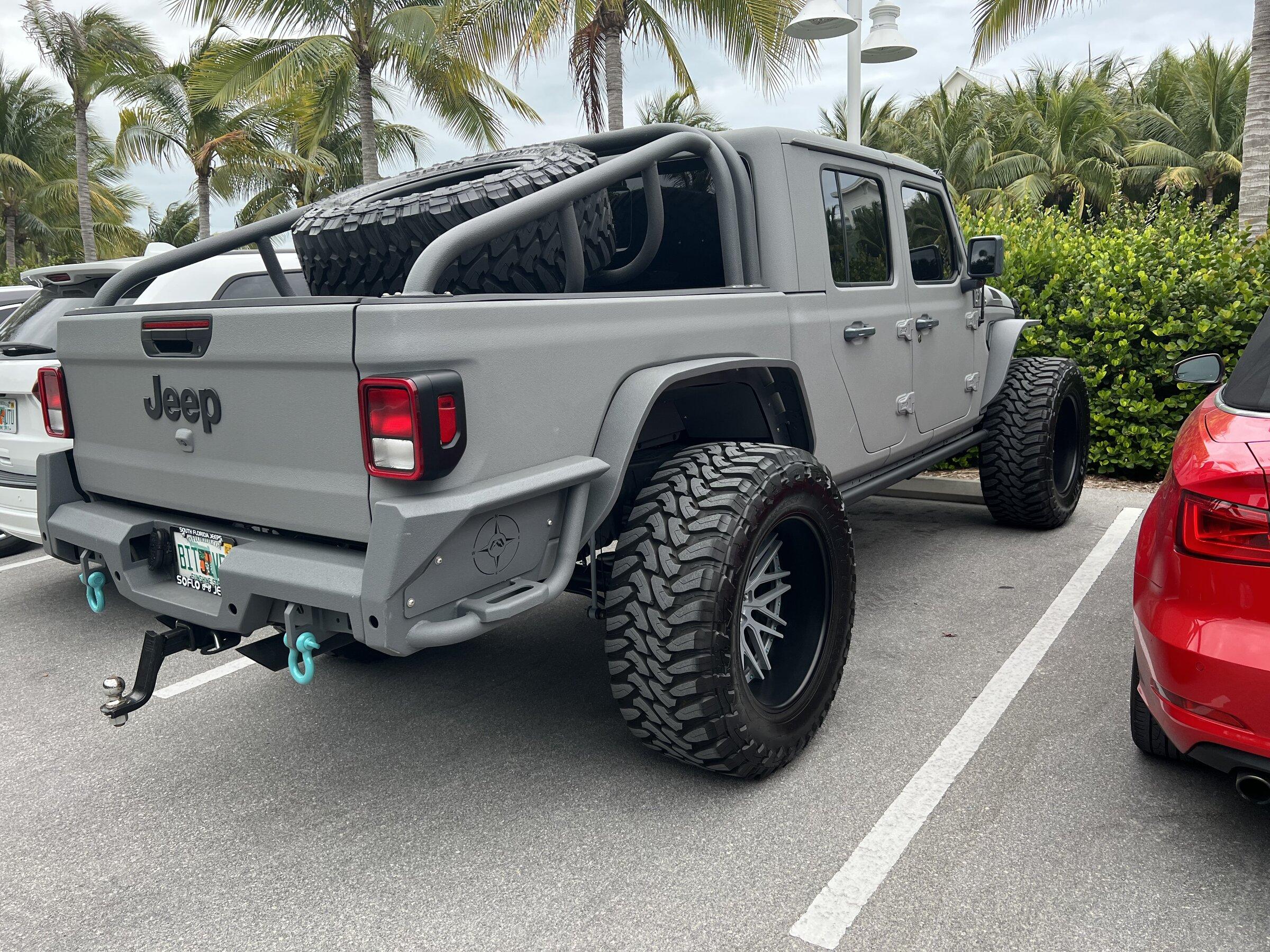 Jeep Gladiator Marathon Key - Isla Bella Gladdy Spotting 4F3CB65A-9139-41B3-A985-B952EE5918F0