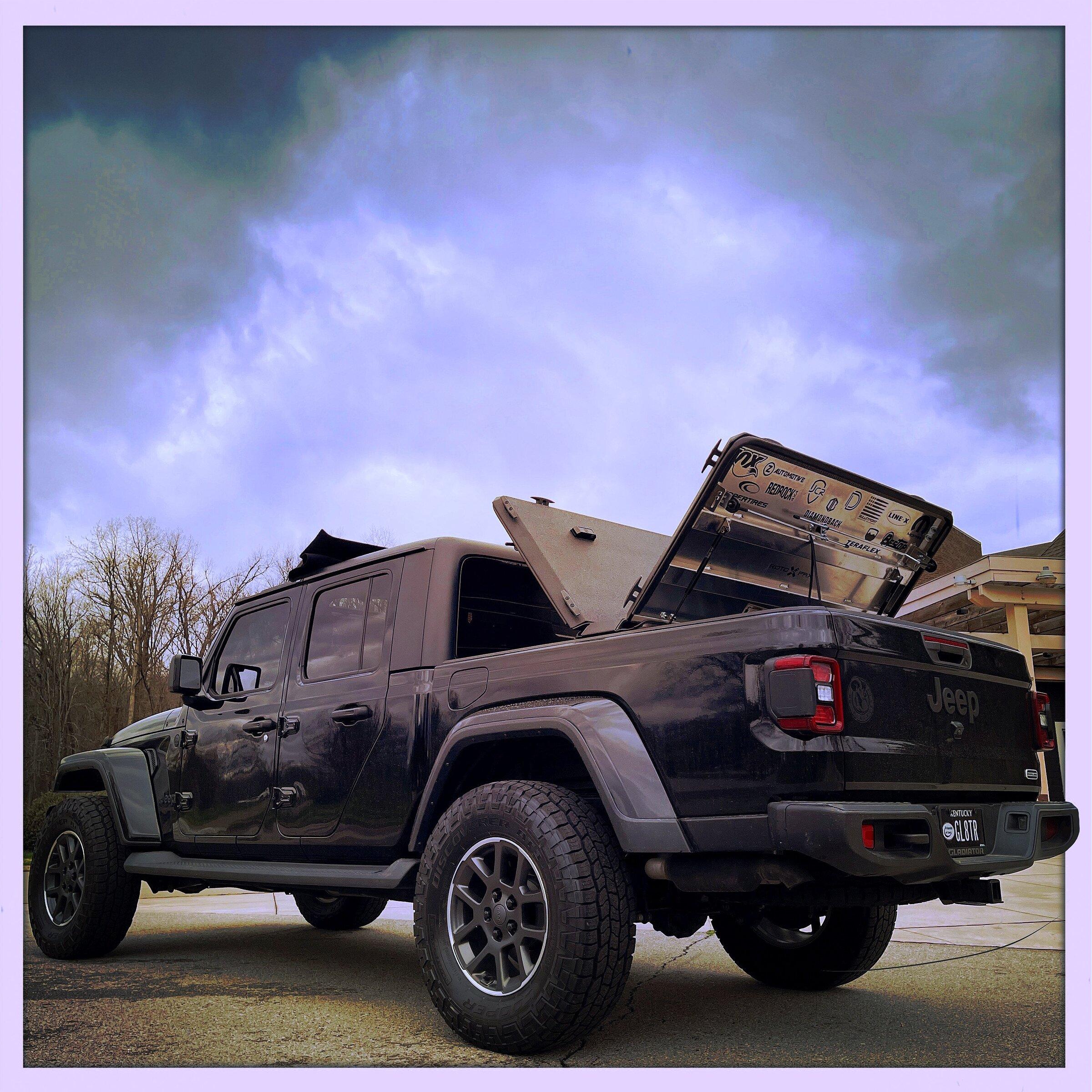 Jeep Gladiator Gladiator Glamour Shots D6C24E05-4F77-4310-A1F9-5D0638B6AC44