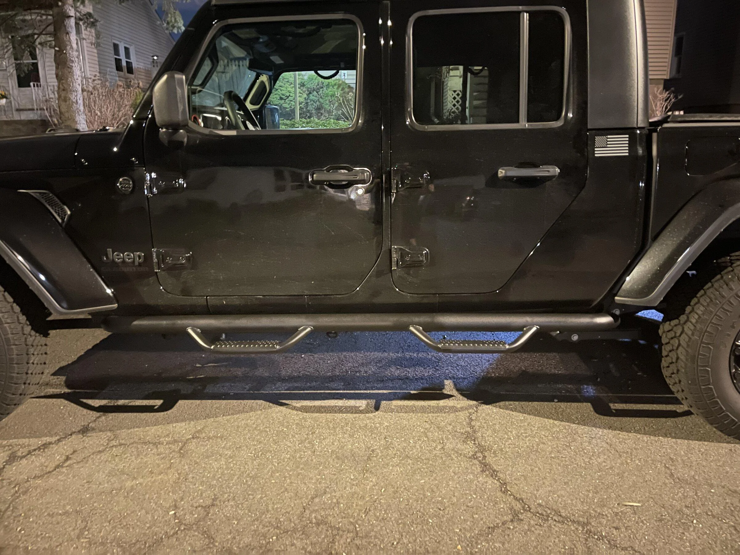 Jeep Gladiator N-fab steps 47B8D51C-8F6C-4A35-A6AE-B9CD0EA551FE