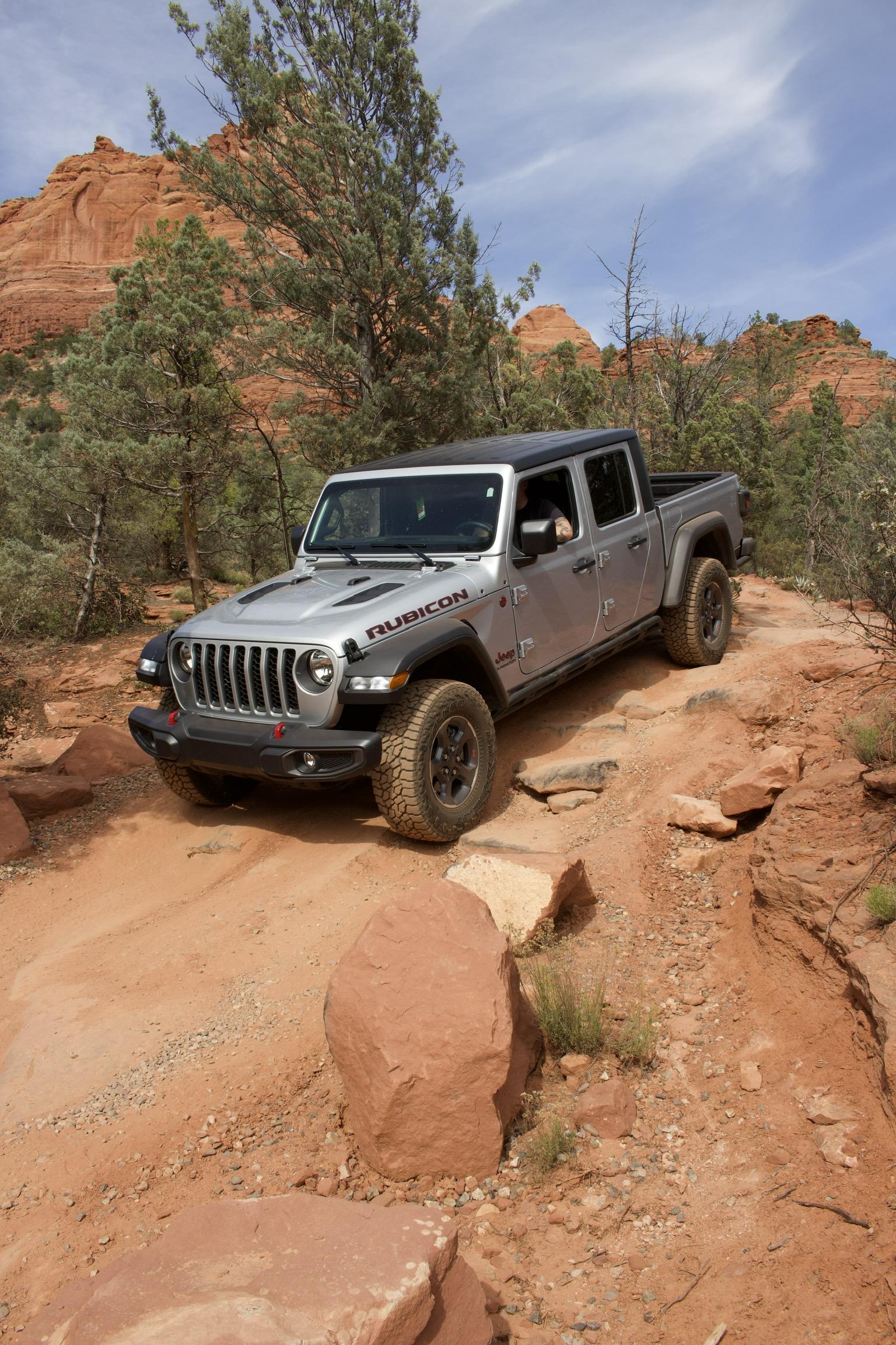 Jeep Gladiator Sedona 5F87166E-3412-41E8-8DF0-12B9FD9D53F8