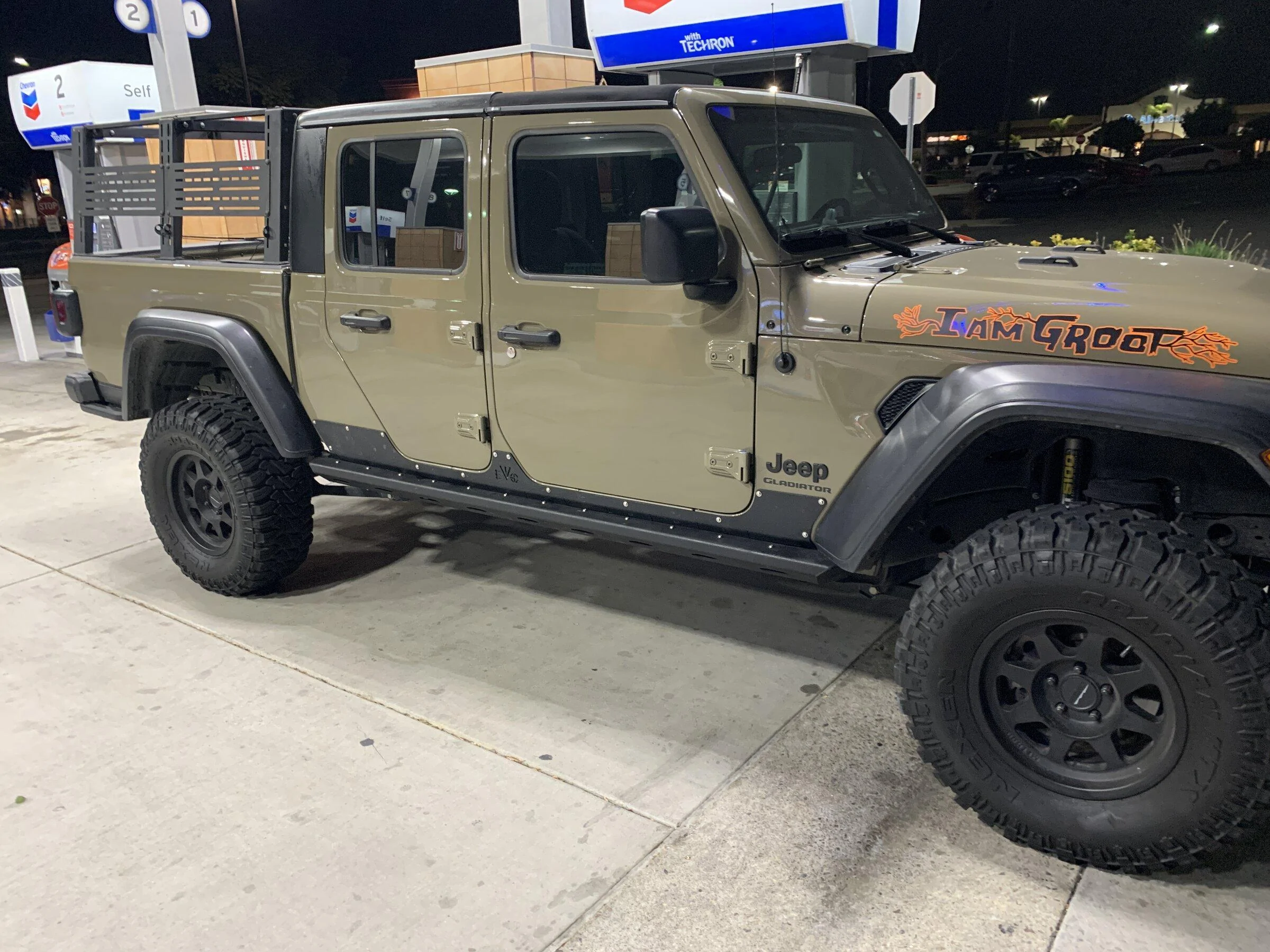 Jeep Gladiator Is Black done? Considering Satin Aluminum or Bronze on Gator JT 32DD7E65-6D5F-42CD-9454-380D1C96782C
