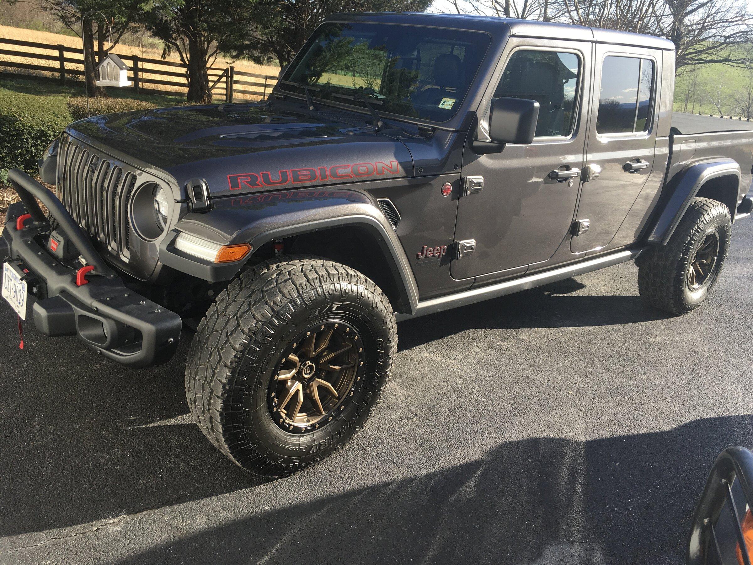 Jeep Gladiator Is Black done? Considering Satin Aluminum or Bronze on Gator JT D6EA2A20-86C2-4A42-91E1-B821CE2D7280