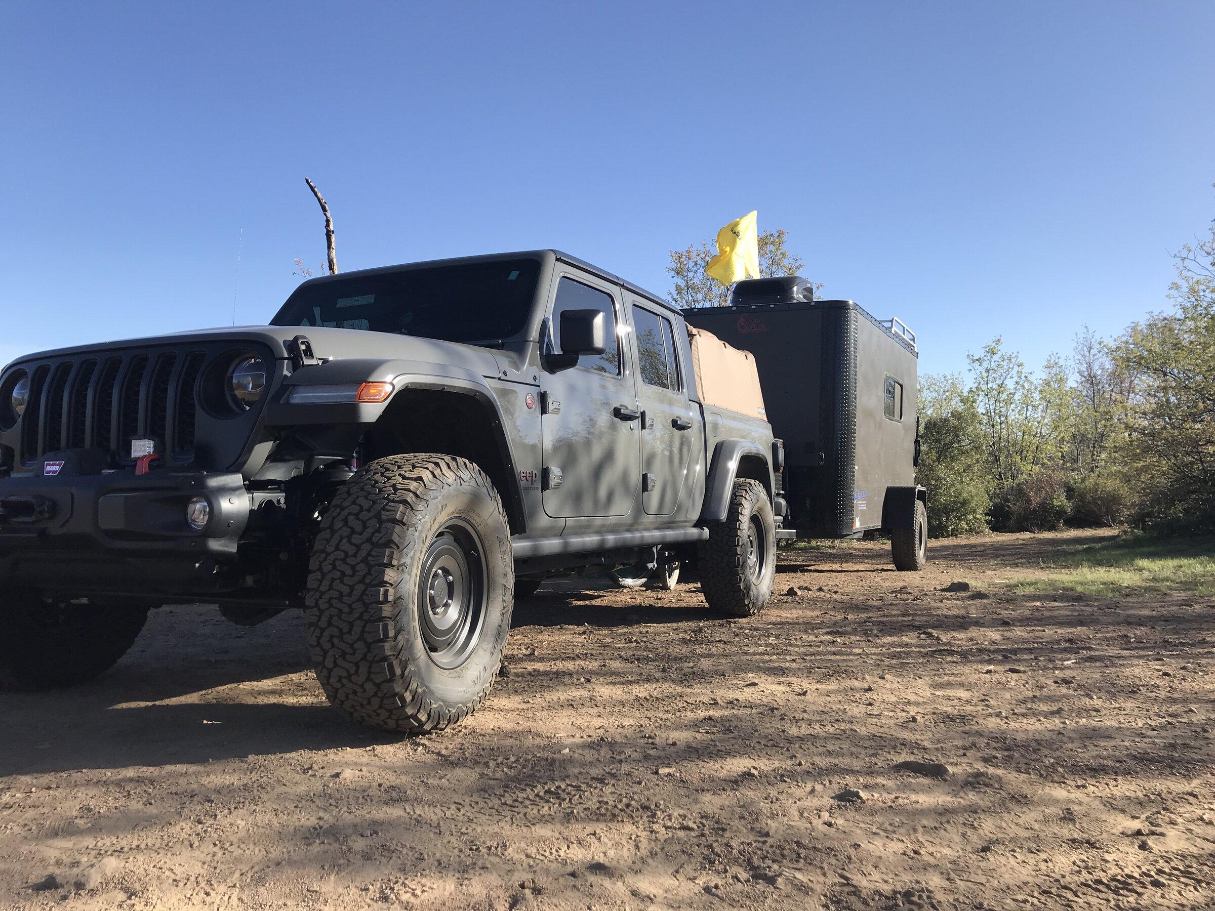Jeep Gladiator Looking to explore and camp Mt. Laguna 8E98C9B0-8602-4CD1-9EAB-7AB13CBF9B2B