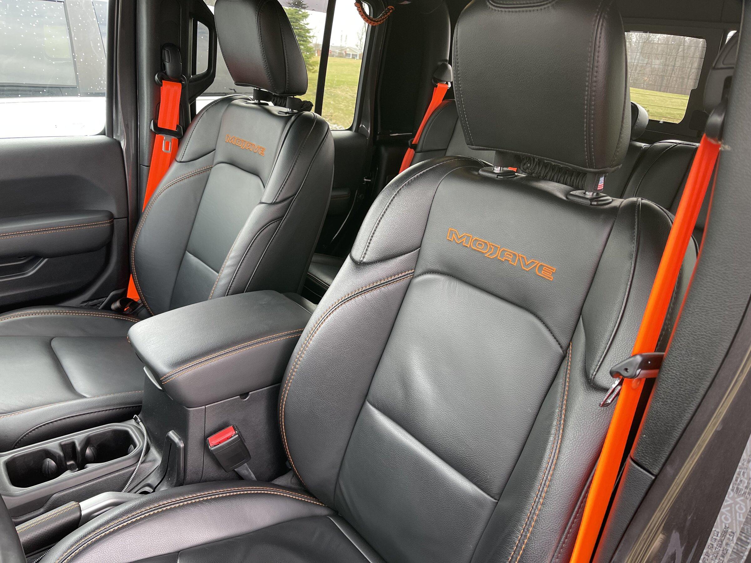 Jeep Gladiator Mojave orange mods B4364F19-1D47-46B6-AAE0-5431A7836E3F