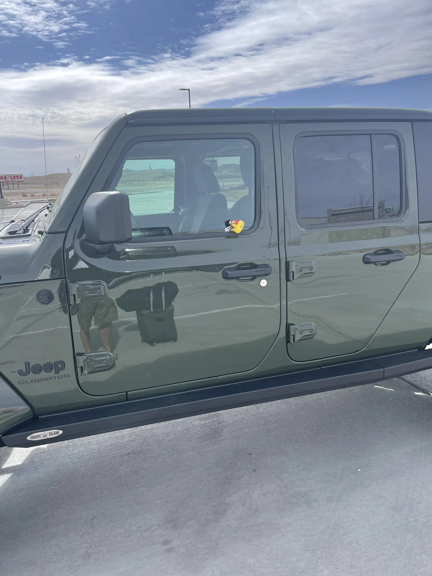 Jeep Gladiator Got my first duck! E97A62B4-FA1B-40FE-83ED-83664CA9A33B
