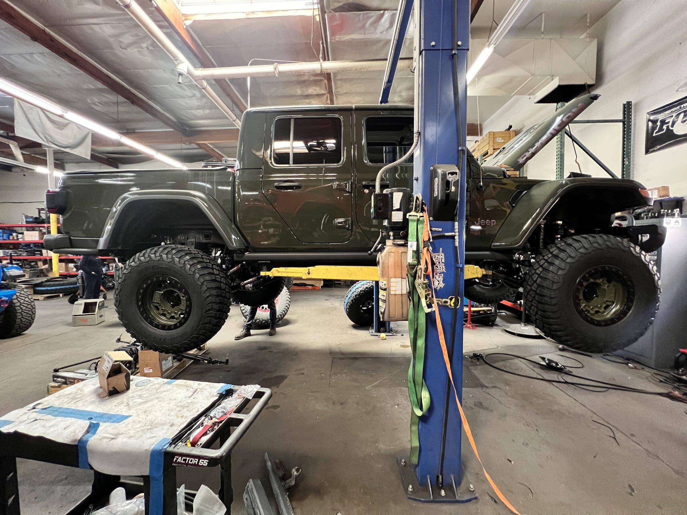 Jeep Gladiator Volcano Rated Hawaii Jeep 5B7DD48A-34C4-45B8-8E3C-3A5DDA1BF069