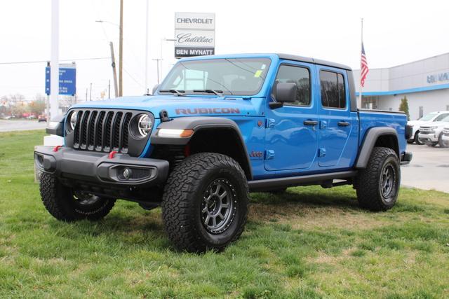 Jeep Gladiator To trade or not, what would you do......... 29694065919