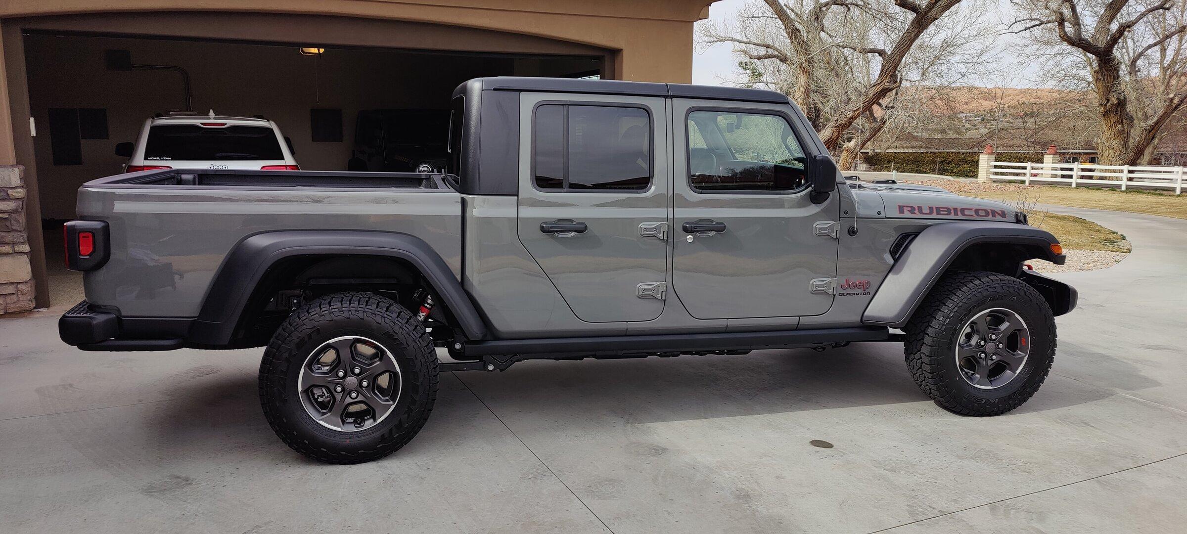 Jeep Gladiator STING GRAY Gladiator JT Club IMG20220319154855