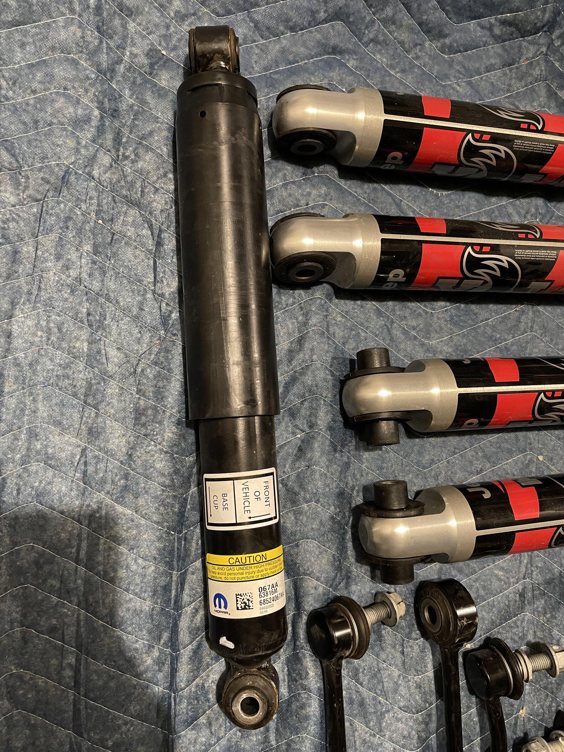 Jeep Gladiator Gladiator Rubicon EcoDiesel suspension take offs B049BBC9-552F-434C-A6FB-AA46F0279684