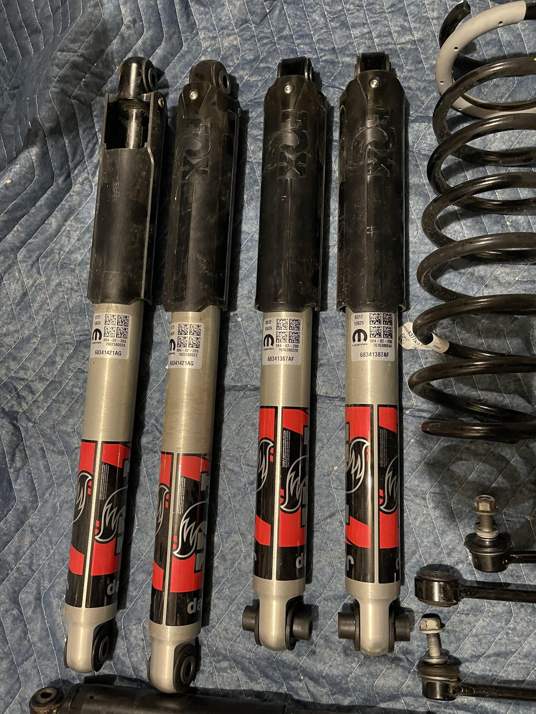Jeep Gladiator Gladiator Rubicon EcoDiesel suspension take offs D5189D71-DDA3-4886-ABDA-87CB16C3AC6E
