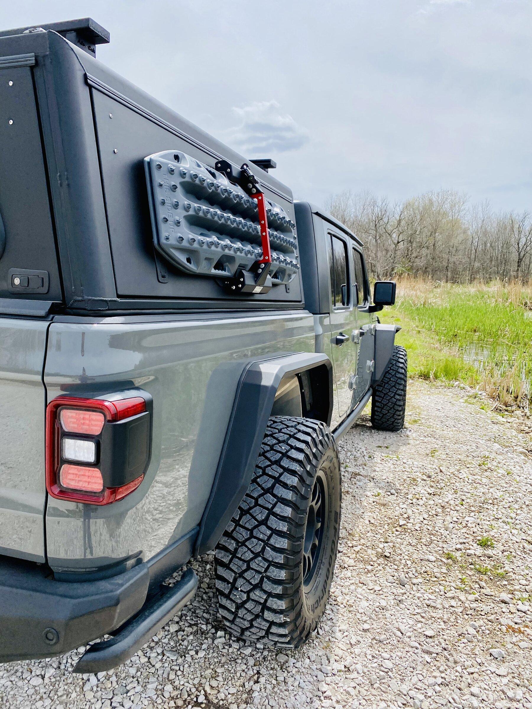 Jeep Gladiator A Chefs Gladiator C3E3B524-785D-4383-ACE2-C35864BF674D