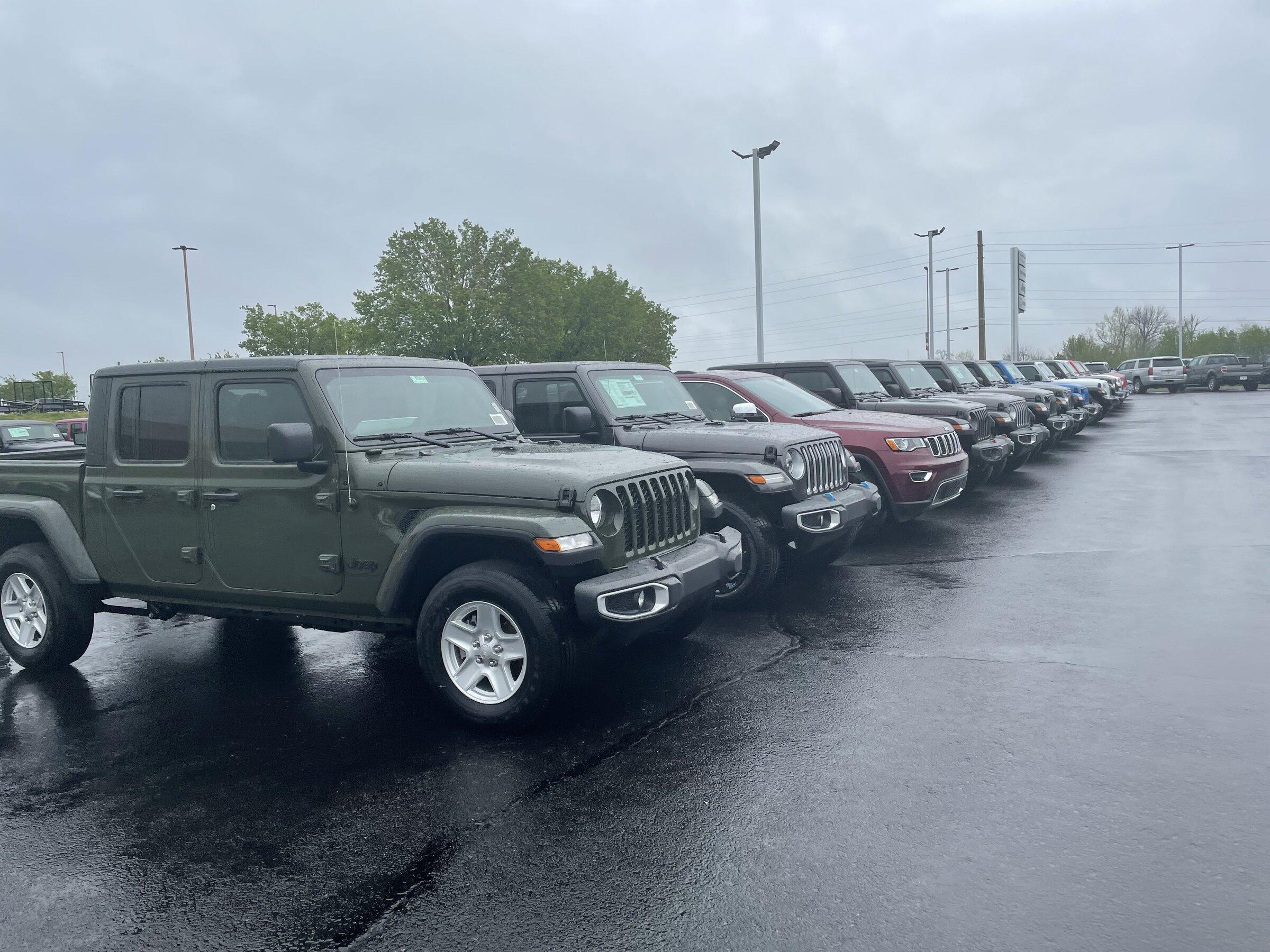 Jeep Gladiator Gupton Motors up to 8% below invoice A4D284B8-AA6F-4D44-8637-2B3716A04B51