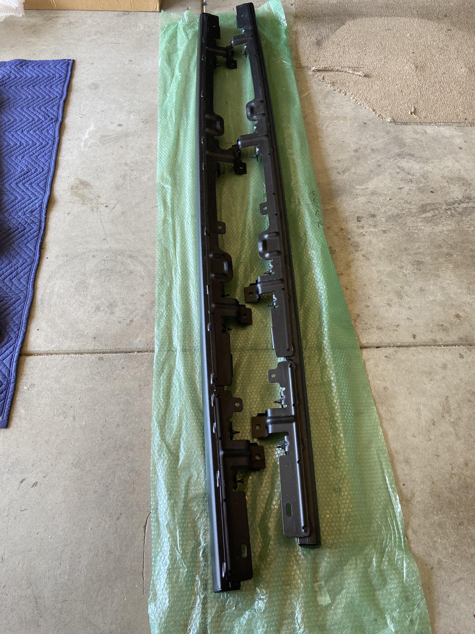Jeep Gladiator 2021 Mojave Mopar Factory Sliders-REDUCED $50!! RAILS1