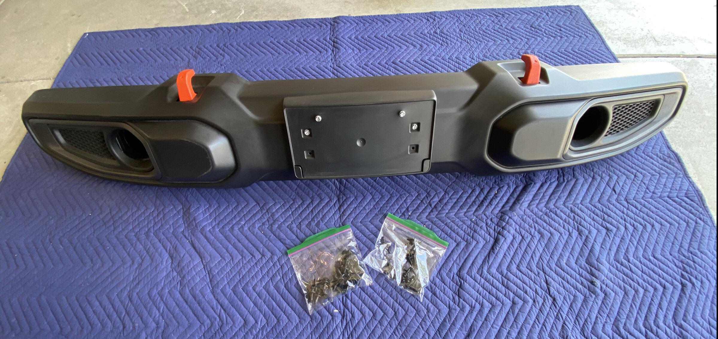 Jeep Gladiator 2021 Mojave Front Plastic Factory Bumper w Fog Lights - REDUCED $80 Bumper8