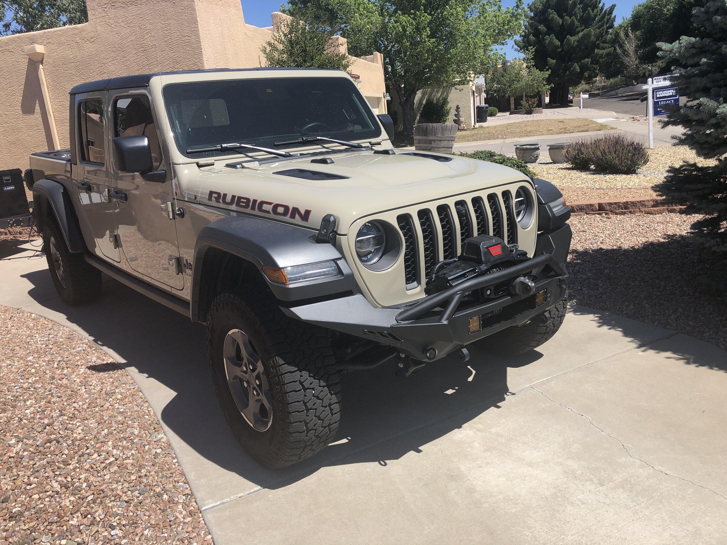 Jeep Gladiator Low profile front bumper 7D03268B-07CF-4123-BC88-3306E8AFF4B1