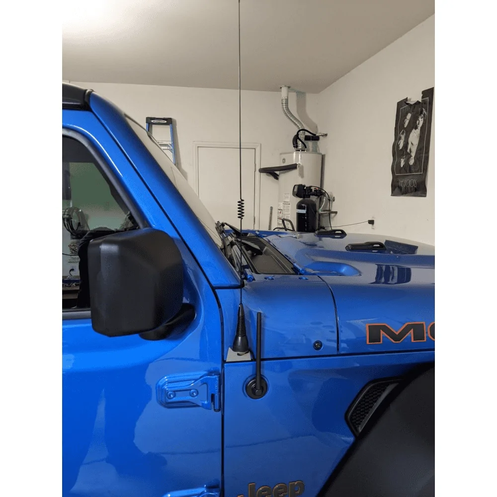 Jeep Gladiator Cb antenna location radio interface? 9279173F-DC6F-4F21-938A-953A3632BB9C