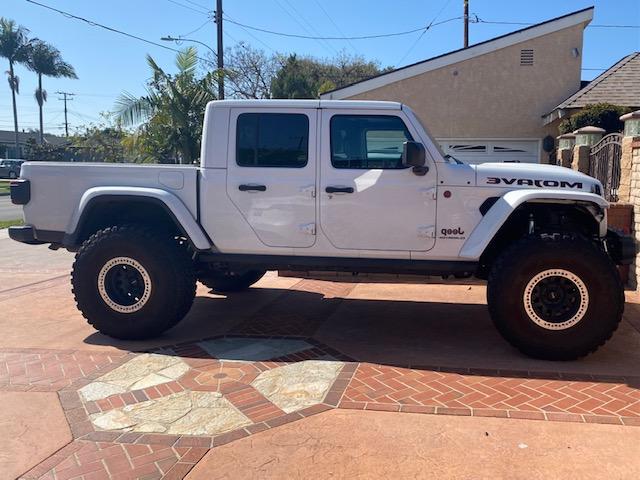 Jeep Gladiator Any good with Photoshop? alu cab