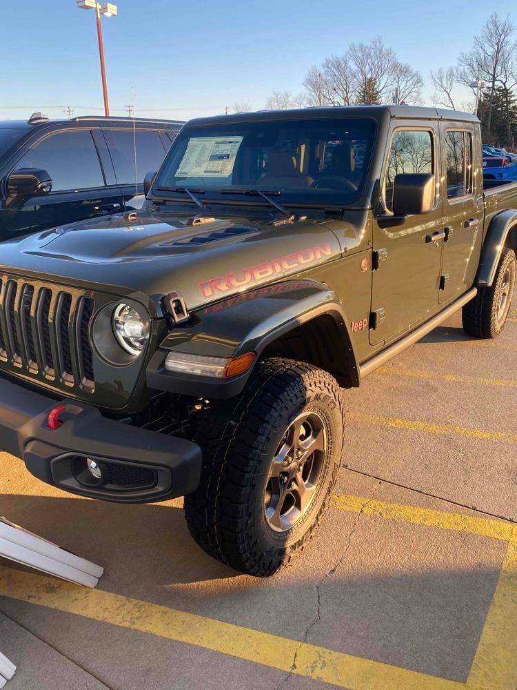 Jeep Gladiator AEV 370 JTRD 6285efe3-3580-41be-8e97-85dcbe7e67d2.JPG