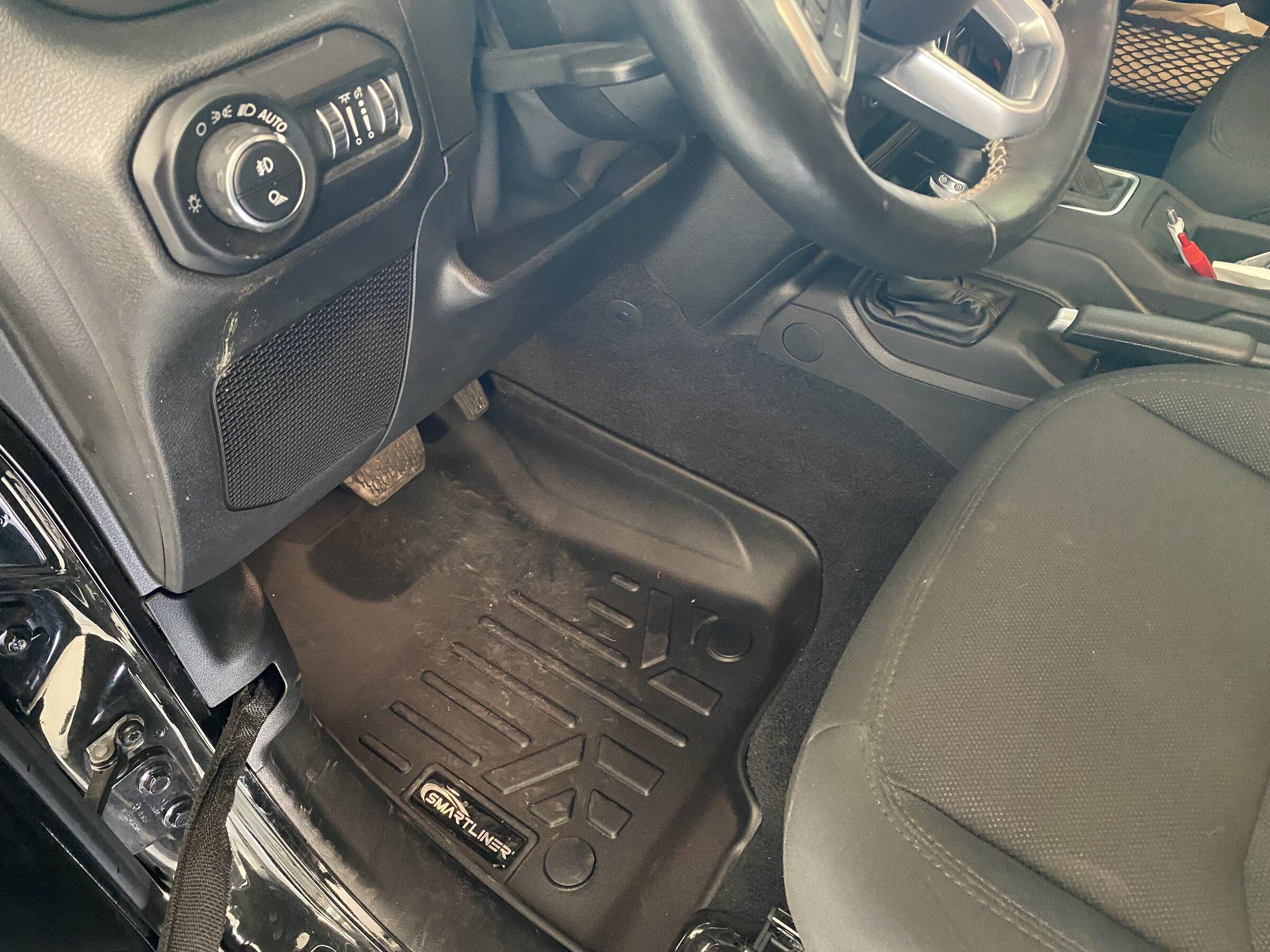 Jeep Gladiator Floor Mat Options B6E3456C-0153-4B7C-BCB7-E557011DD4AF