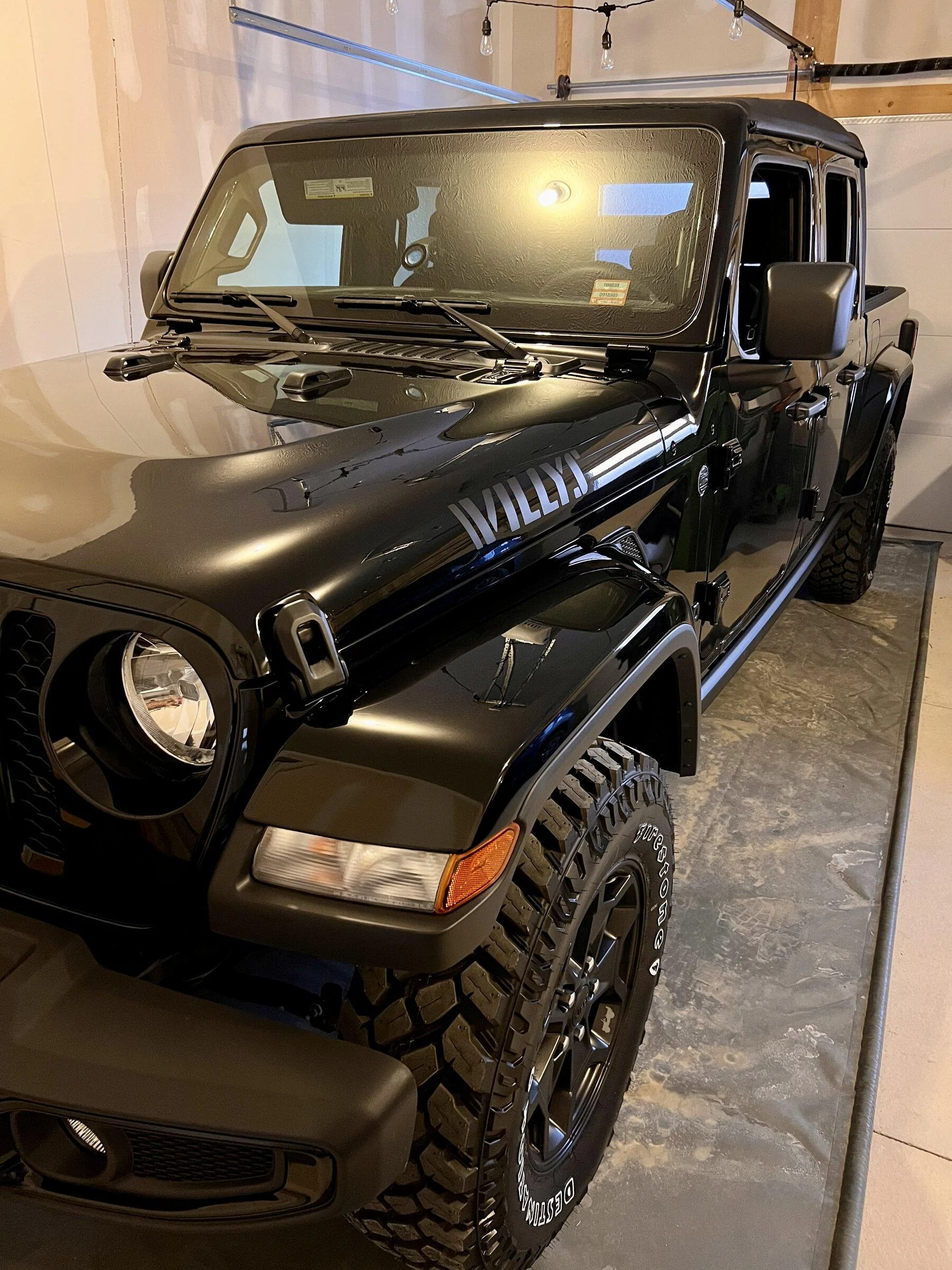 Jeep Gladiator BLACK Gladiator JT Club 45726BD9-7EC5-4744-8868-970D166A29E7