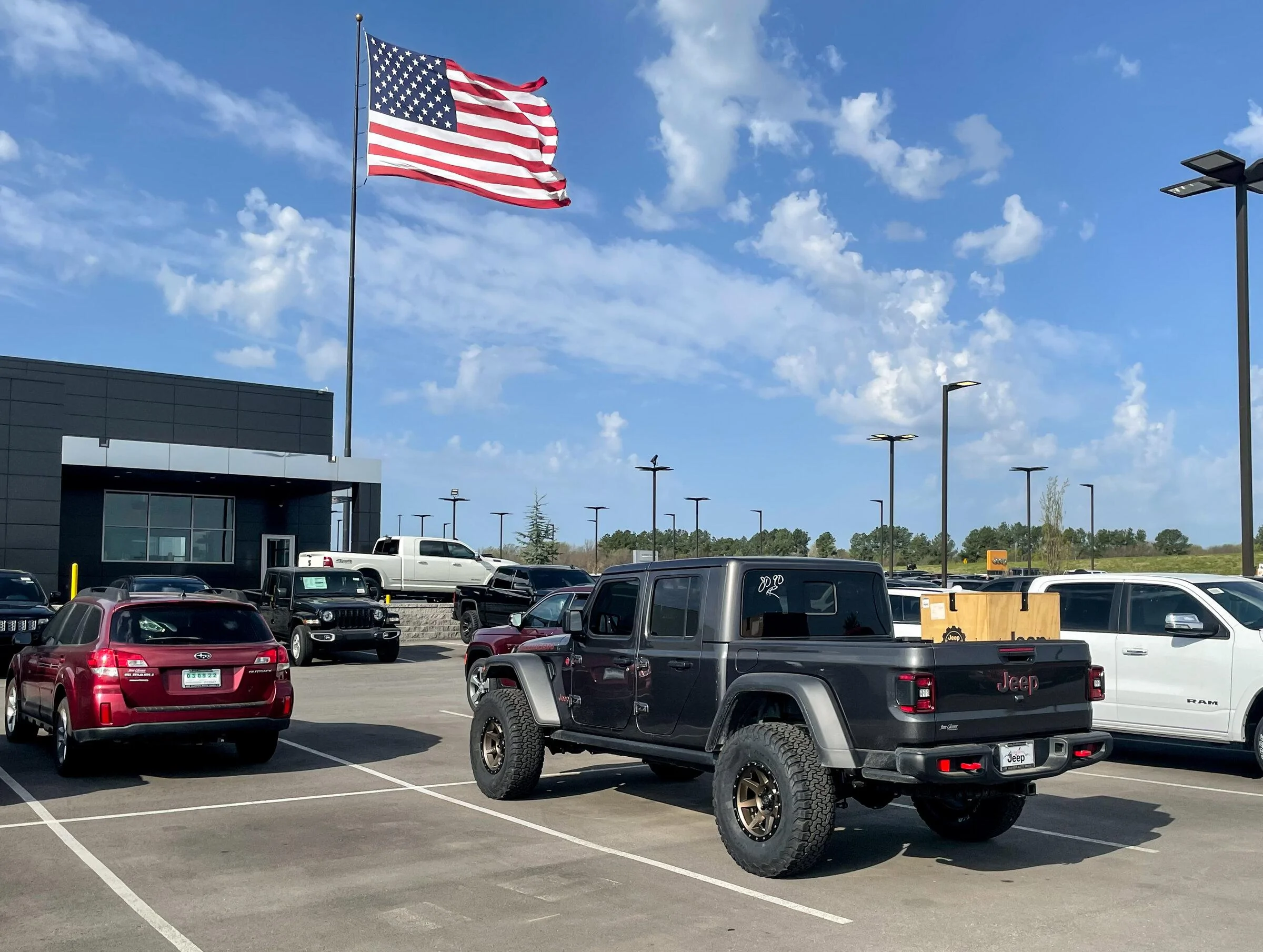 Jeep Gladiator SHOW ME YOUR WHEELS! 303D0D66-D517-4234-991F-B9A884DD82C2