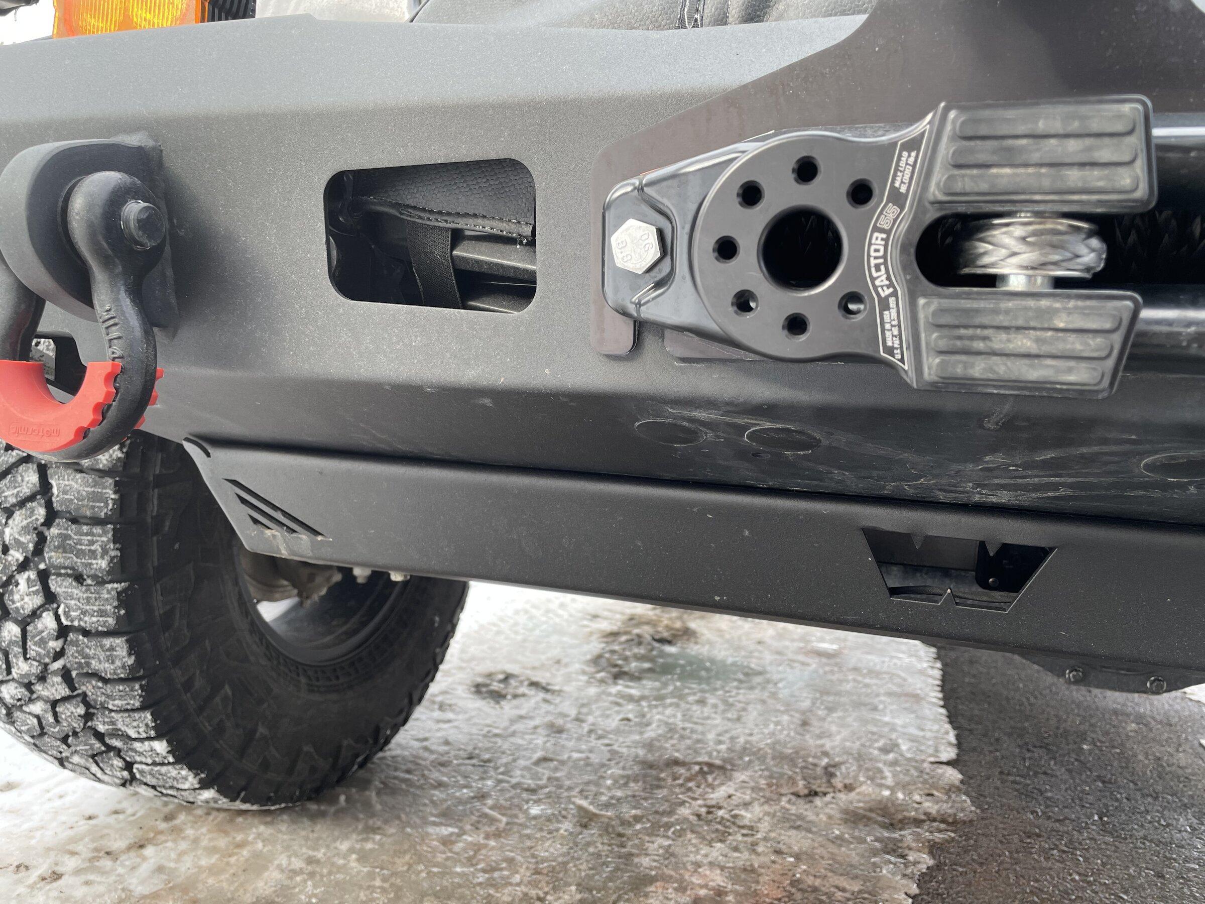 Jeep Gladiator Low profile front bumper B21CECD1-C127-4CD0-AC69-ACFBBB342CF2