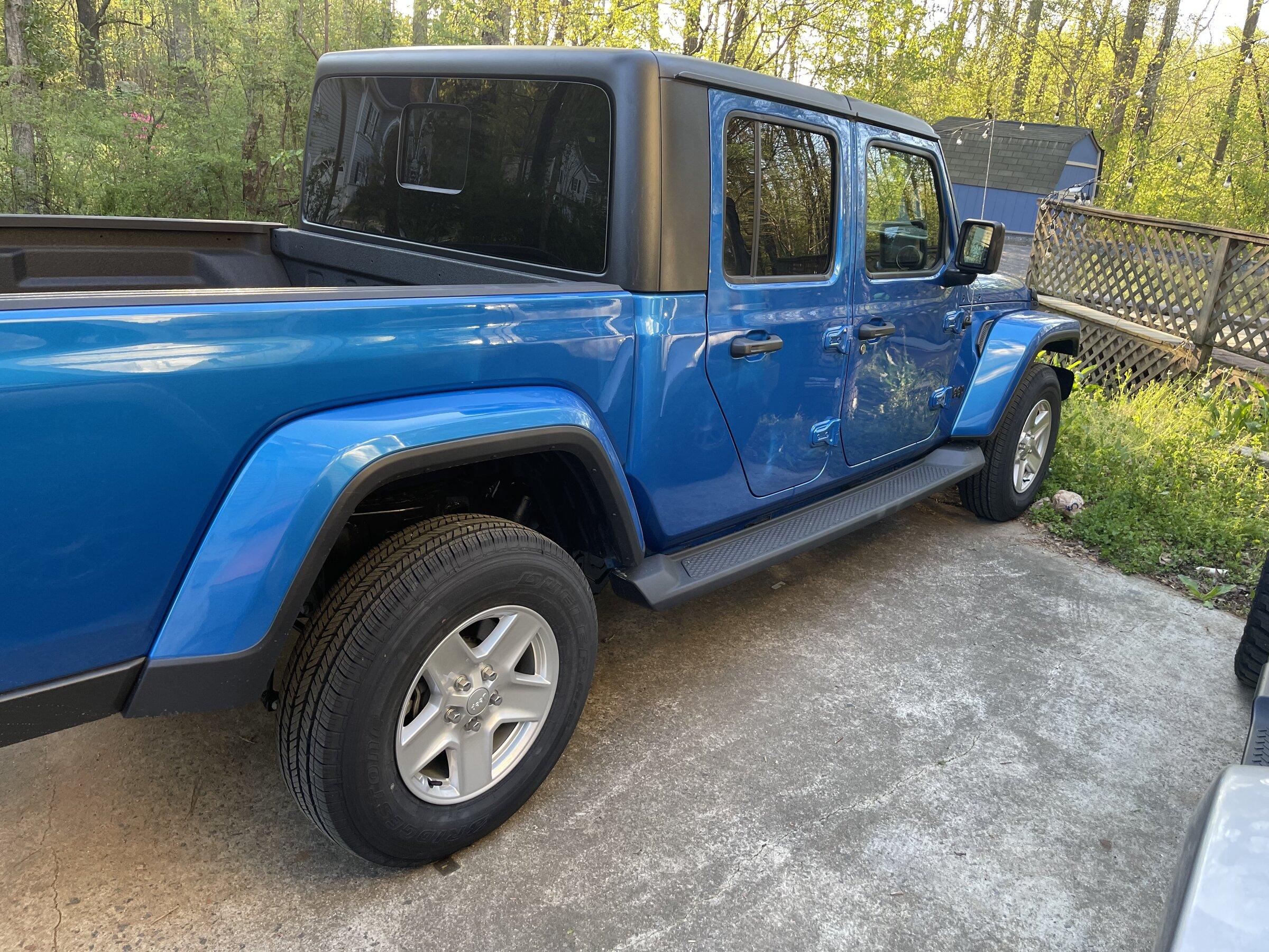 Jeep Gladiator Gupton Motors up to 8% below invoice DCB77F9A-8DE0-4795-90CB-DB507335C520