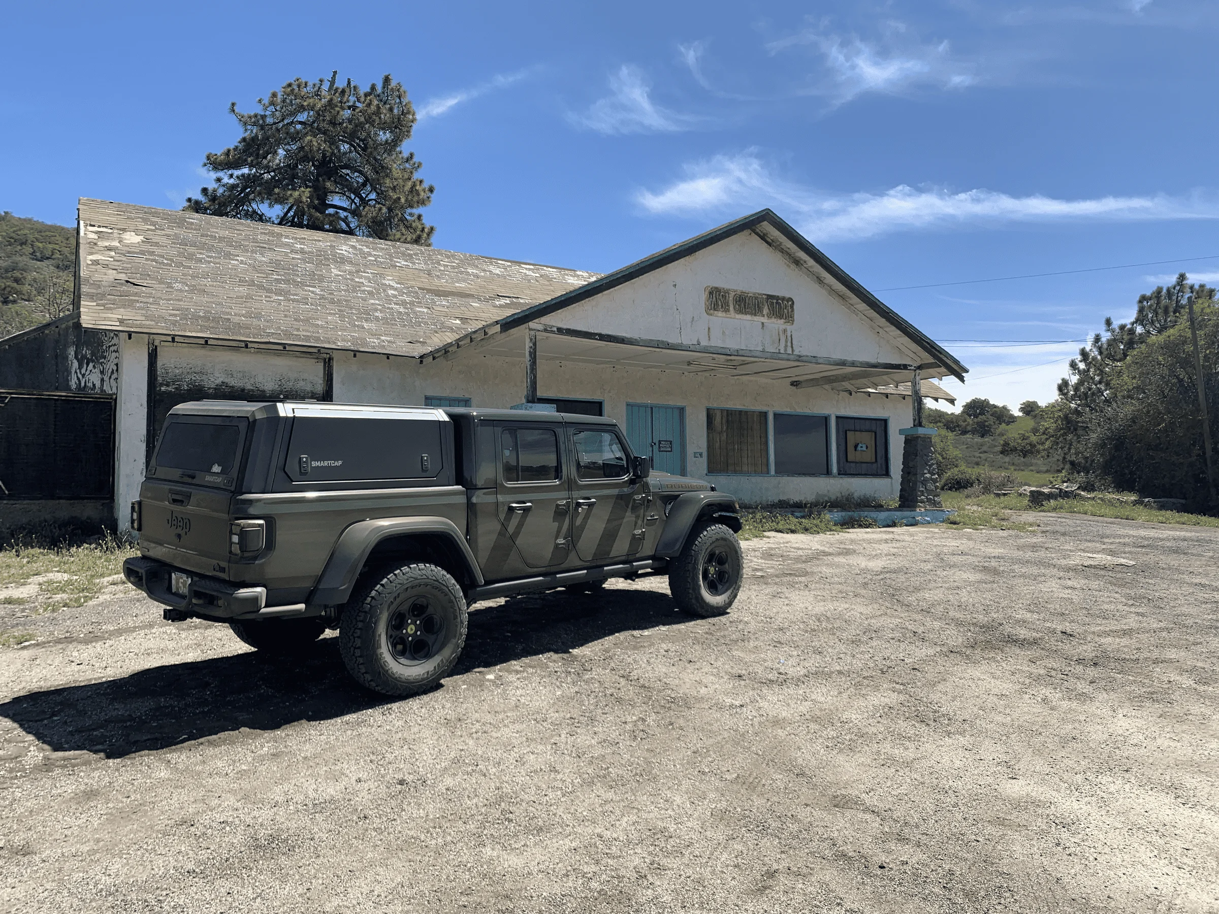 Jeep Gladiator AEV 370 JTRD tempImagexUPLic