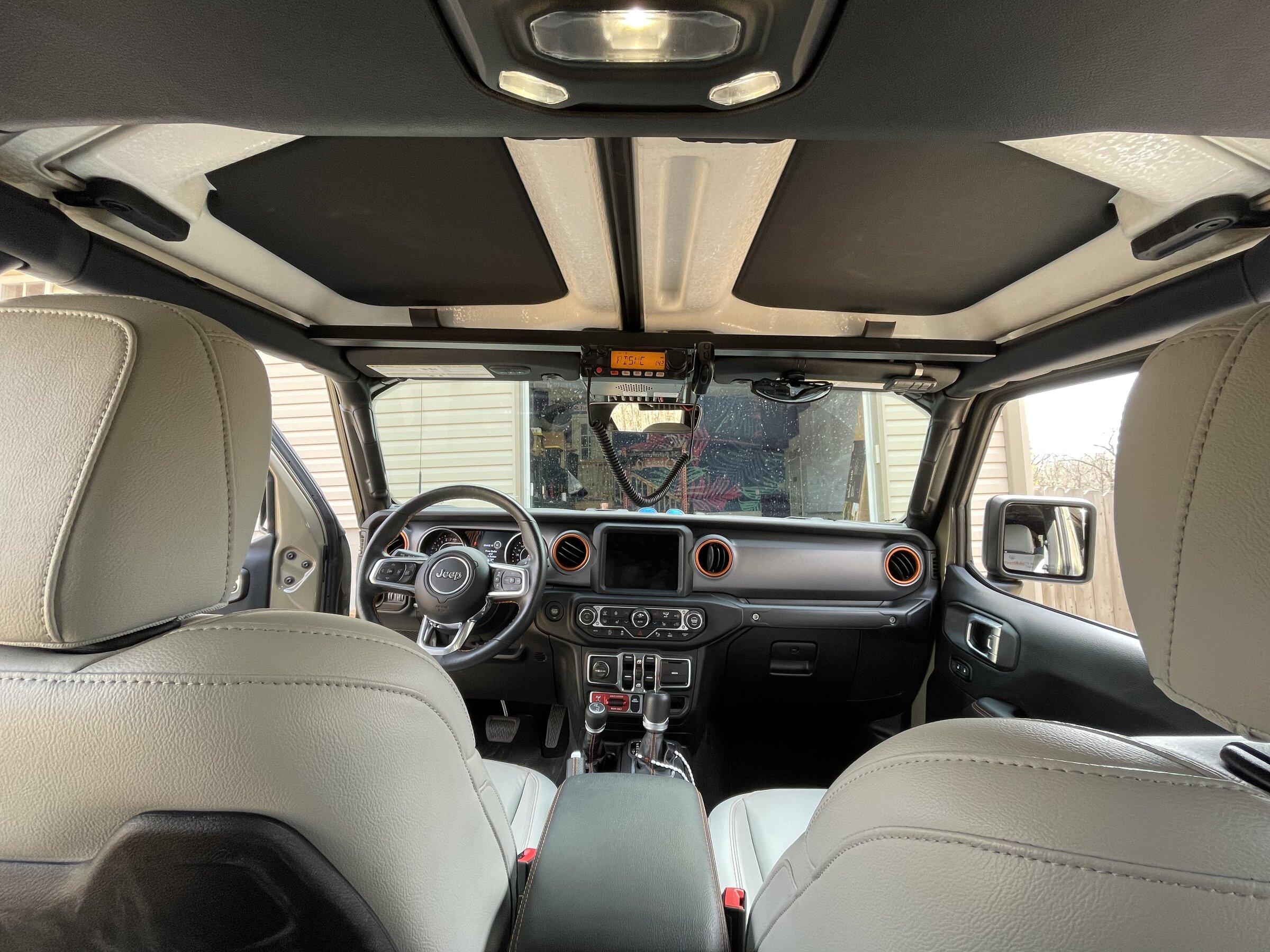 Jeep Gladiator Ham radio install 12822197-D222-415C-BF1E-DEC088F68707