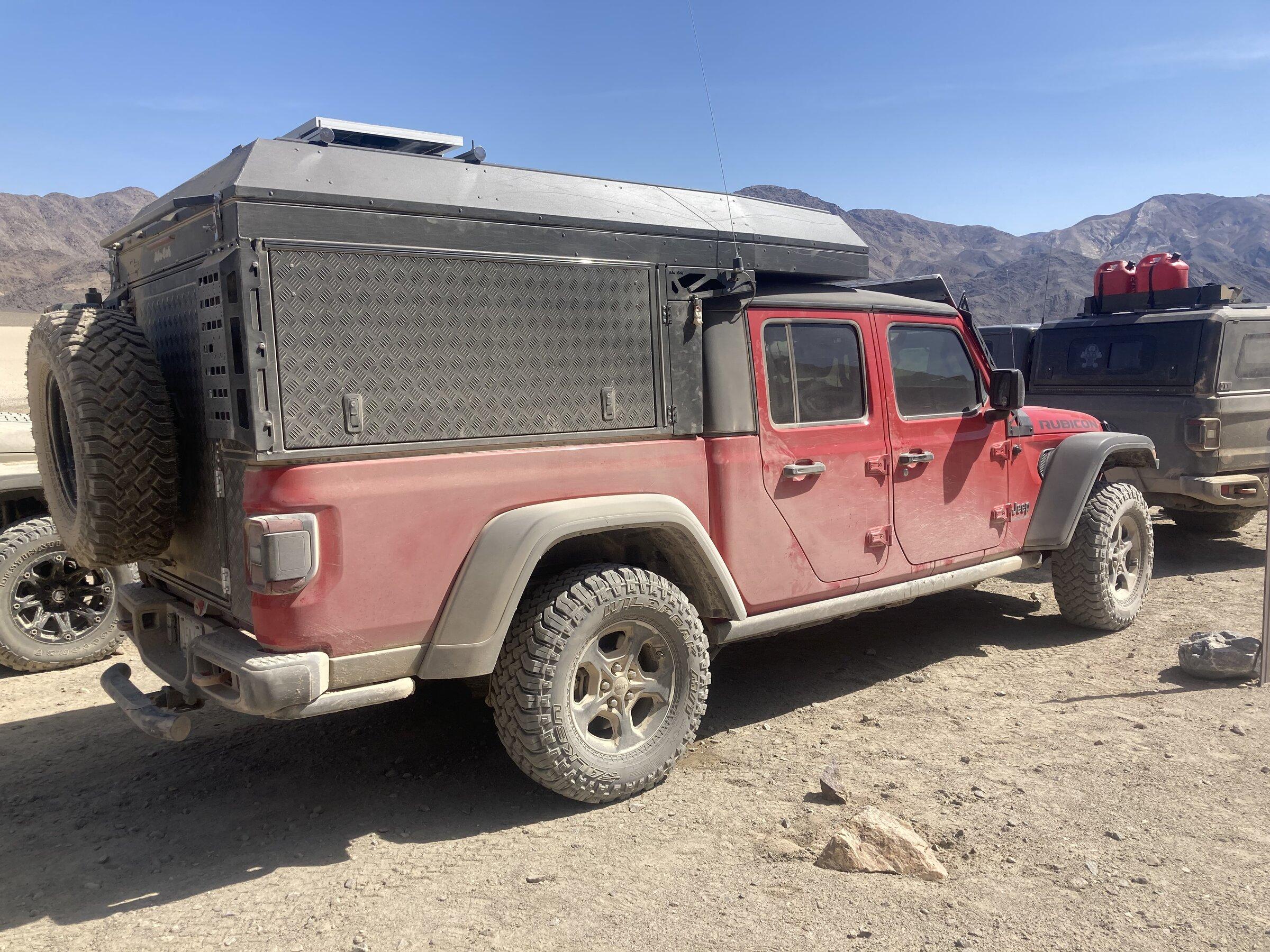 Jeep Gladiator FIRECRACKER RED Gladiator JT Club 2E55042D-2013-4FE5-9ABB-713FC7215A1E