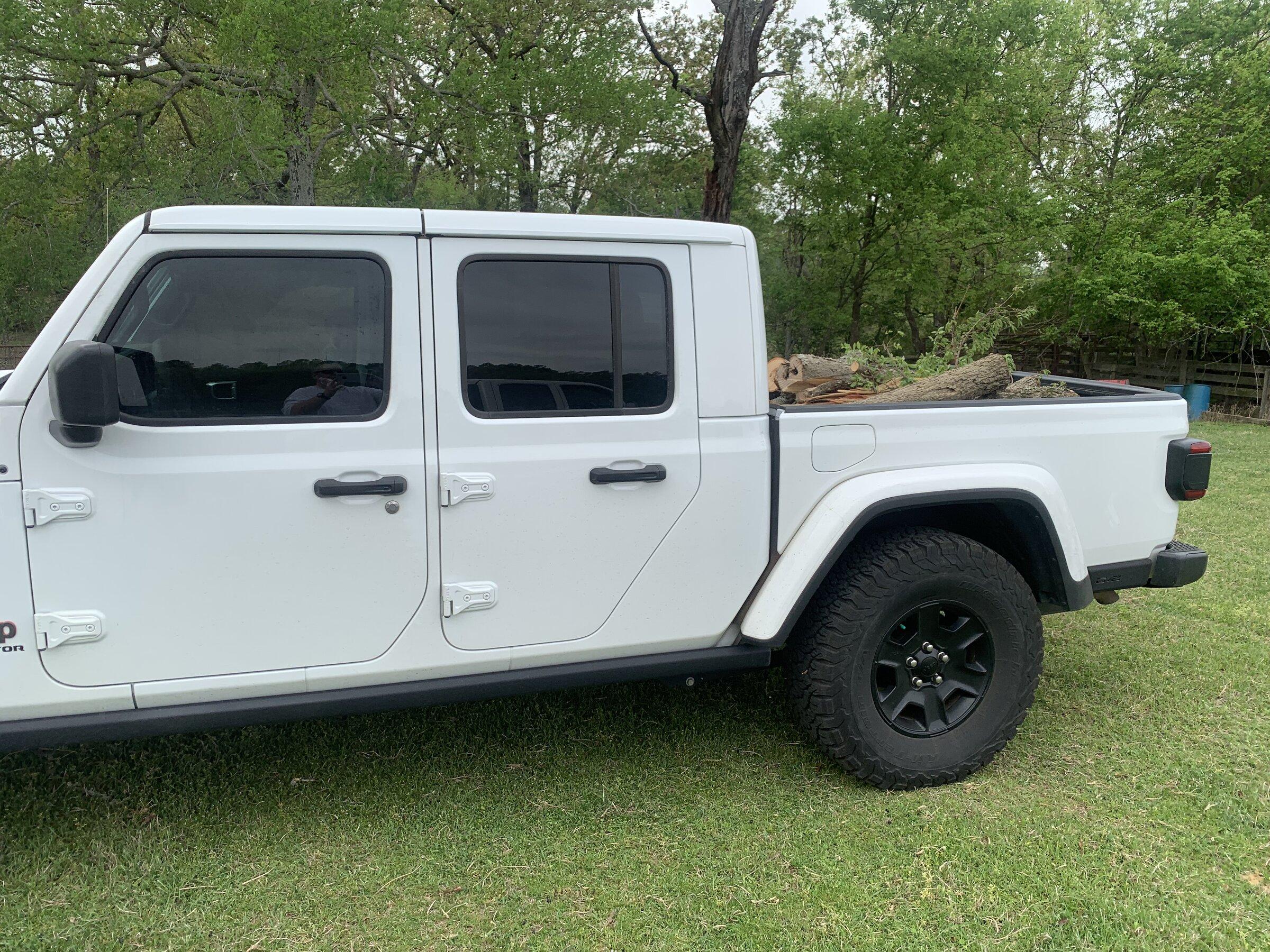 Jeep Gladiator Show me your window tint! 0ACF2920-65D9-4F9A-8E30-83F126B754C2