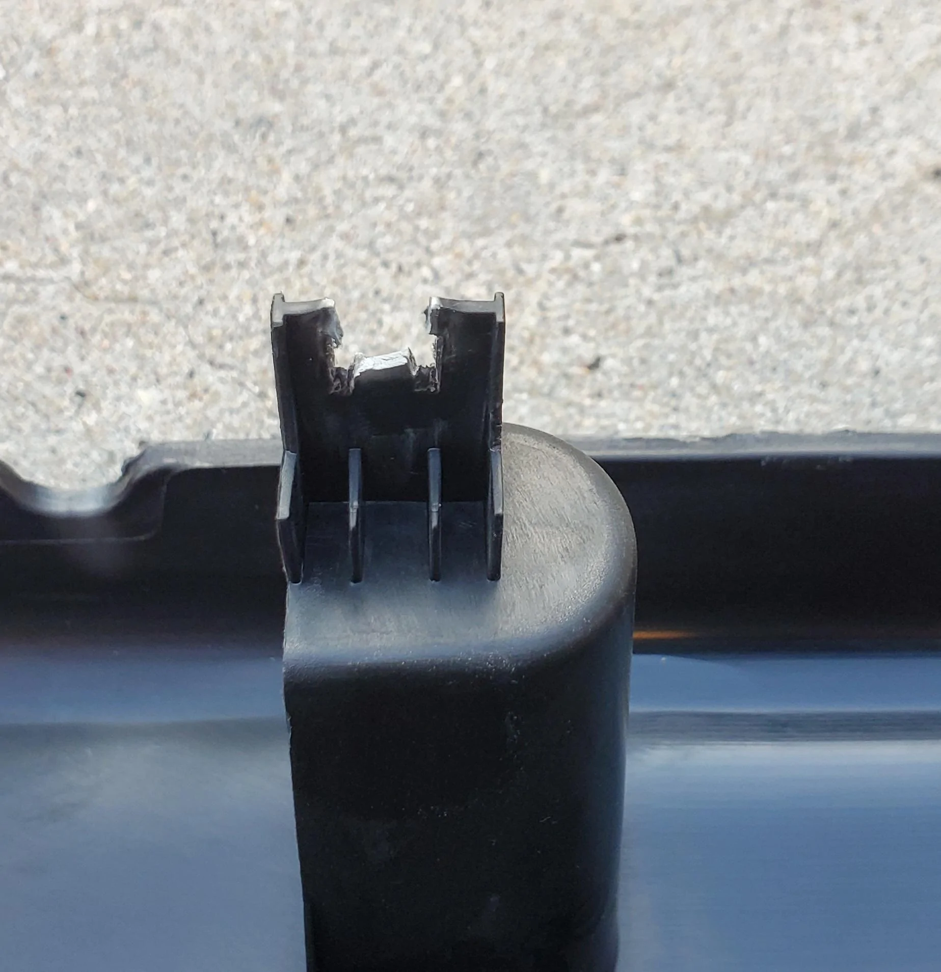 Jeep Gladiator Rear Trim Removal 20220329_181844