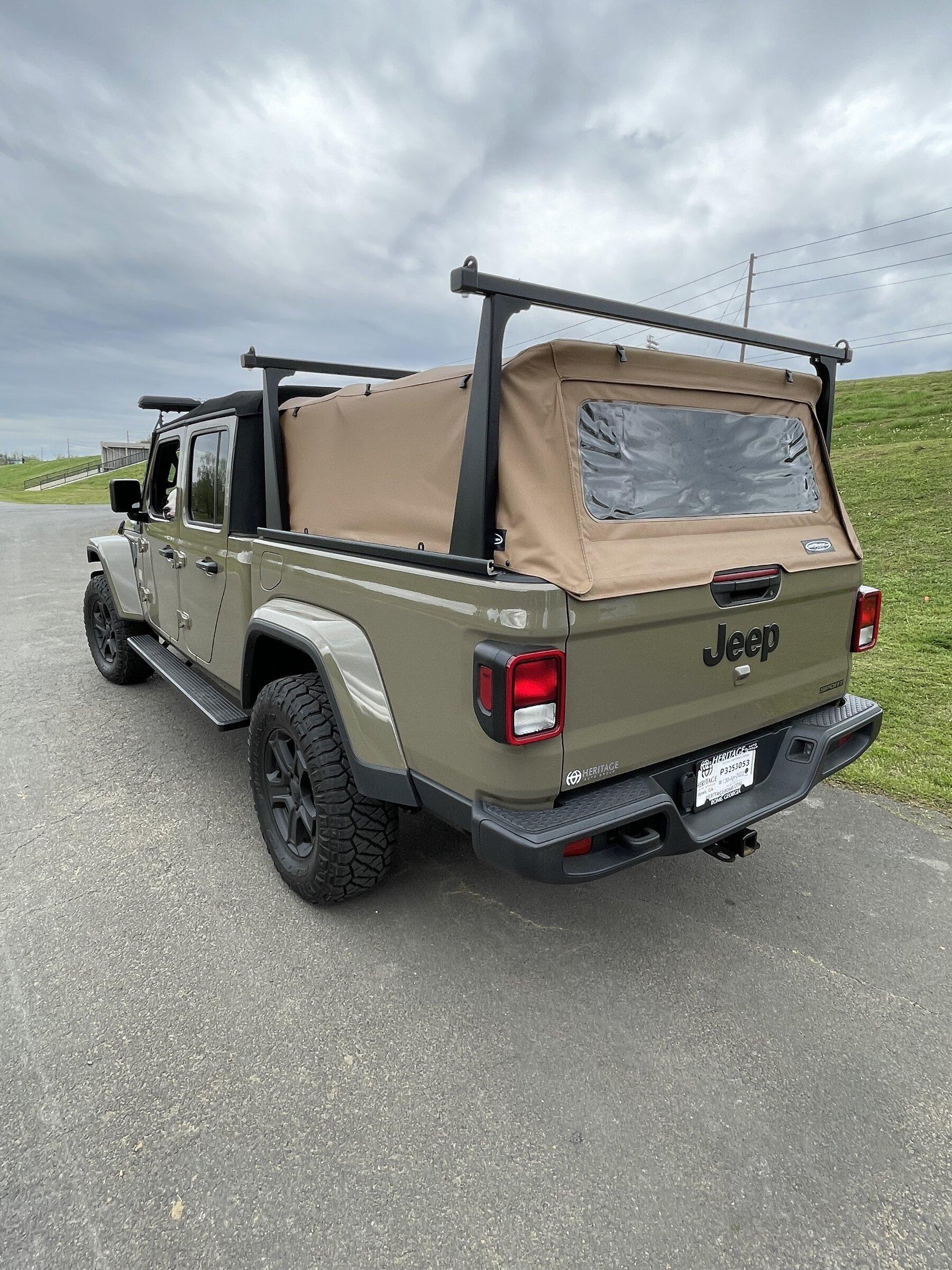 Jeep Gladiator Tan SofTopper on Gator Gladiator w/ Premium soft top? 97C11EA2-E837-44E7-9675-8A1A9D5E4EA4