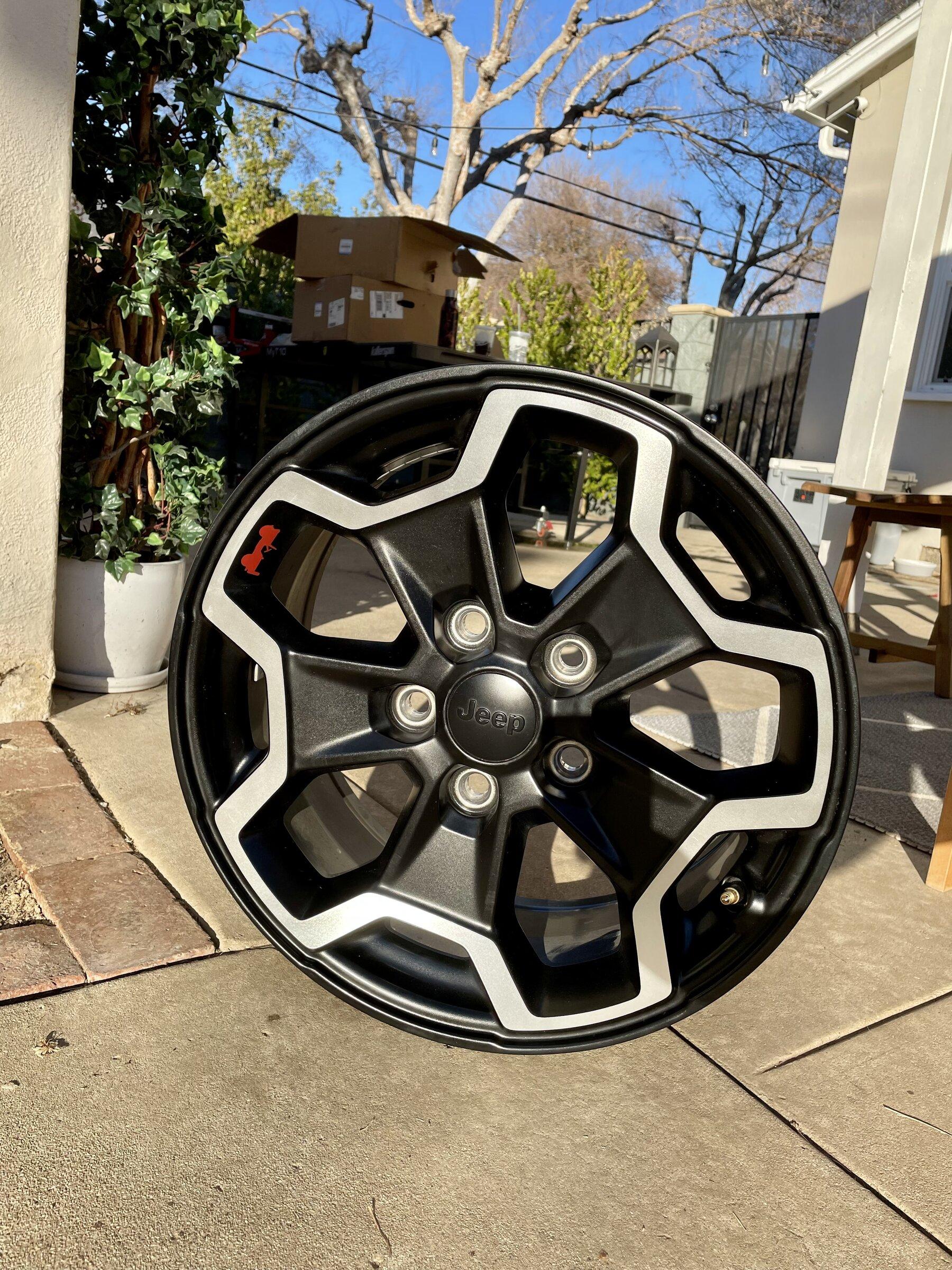 Jeep Gladiator JT Rubicon Wheels F6D0EEFF-5756-47D8-9691-EFCDC4FC493F