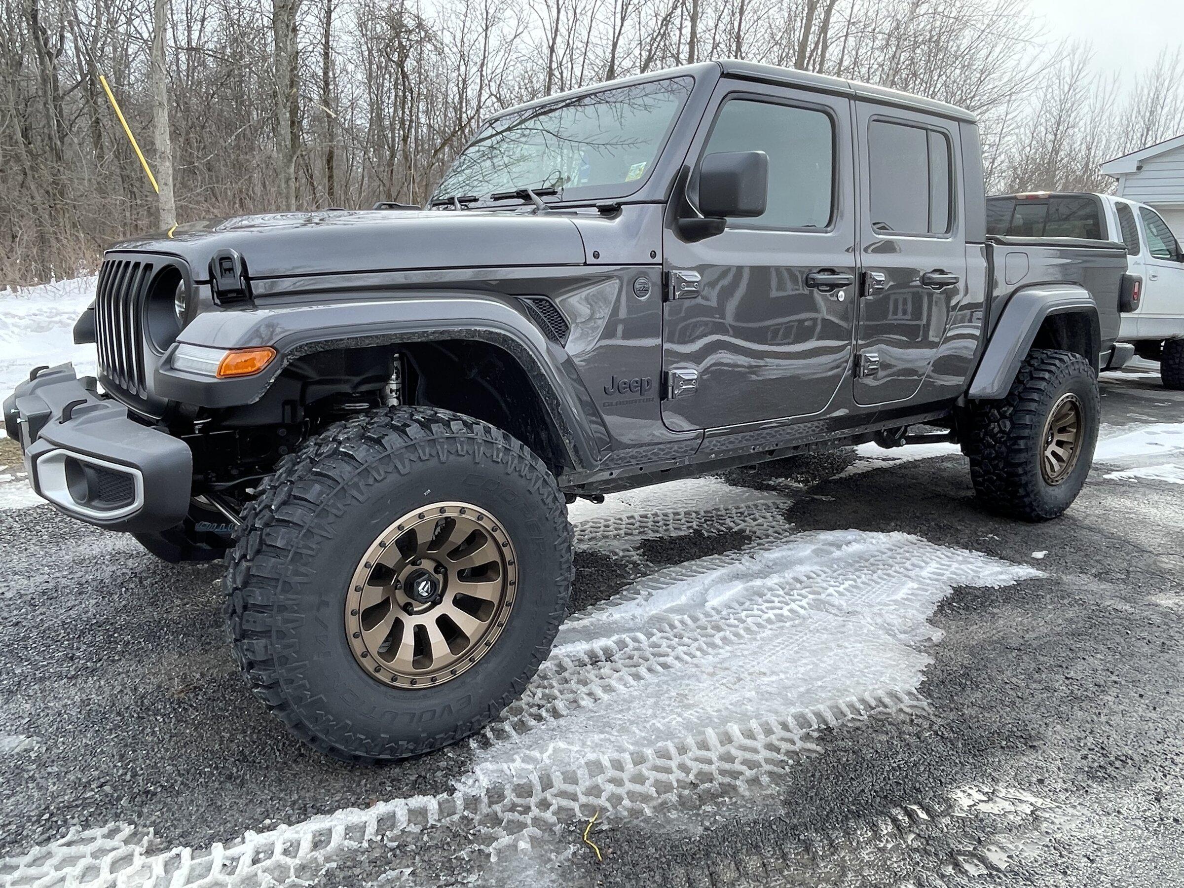 Jeep Gladiator Lets see those Sport S Gladiators with 35" tires and wheels !! 8463EF6A-7A58-4143-9D2F-544126C21A6E