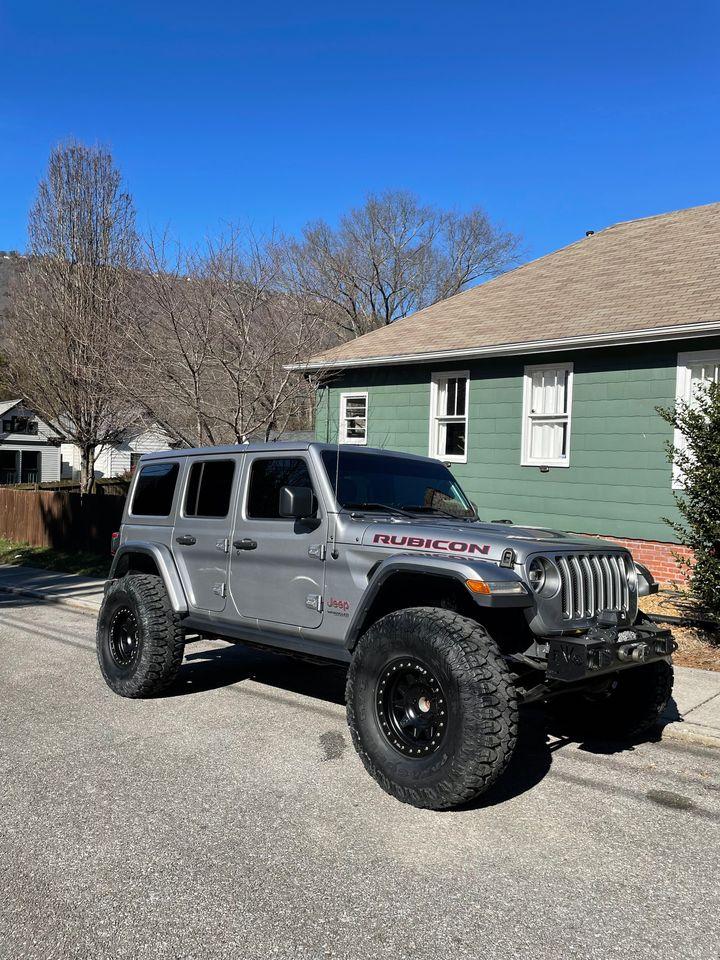 Jeep Gladiator 2018 Jeep Wrangler Unlimited Rubicon LIFTED on 38s - $48,000 276037766_4931637216889785_8614482020590188502_n