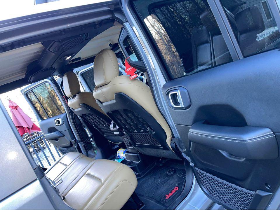 Jeep Gladiator 2018 Jeep Wrangler Unlimited Rubicon LIFTED on 38s - $48,000 271692492_430967442101384_6349857911457845539_n