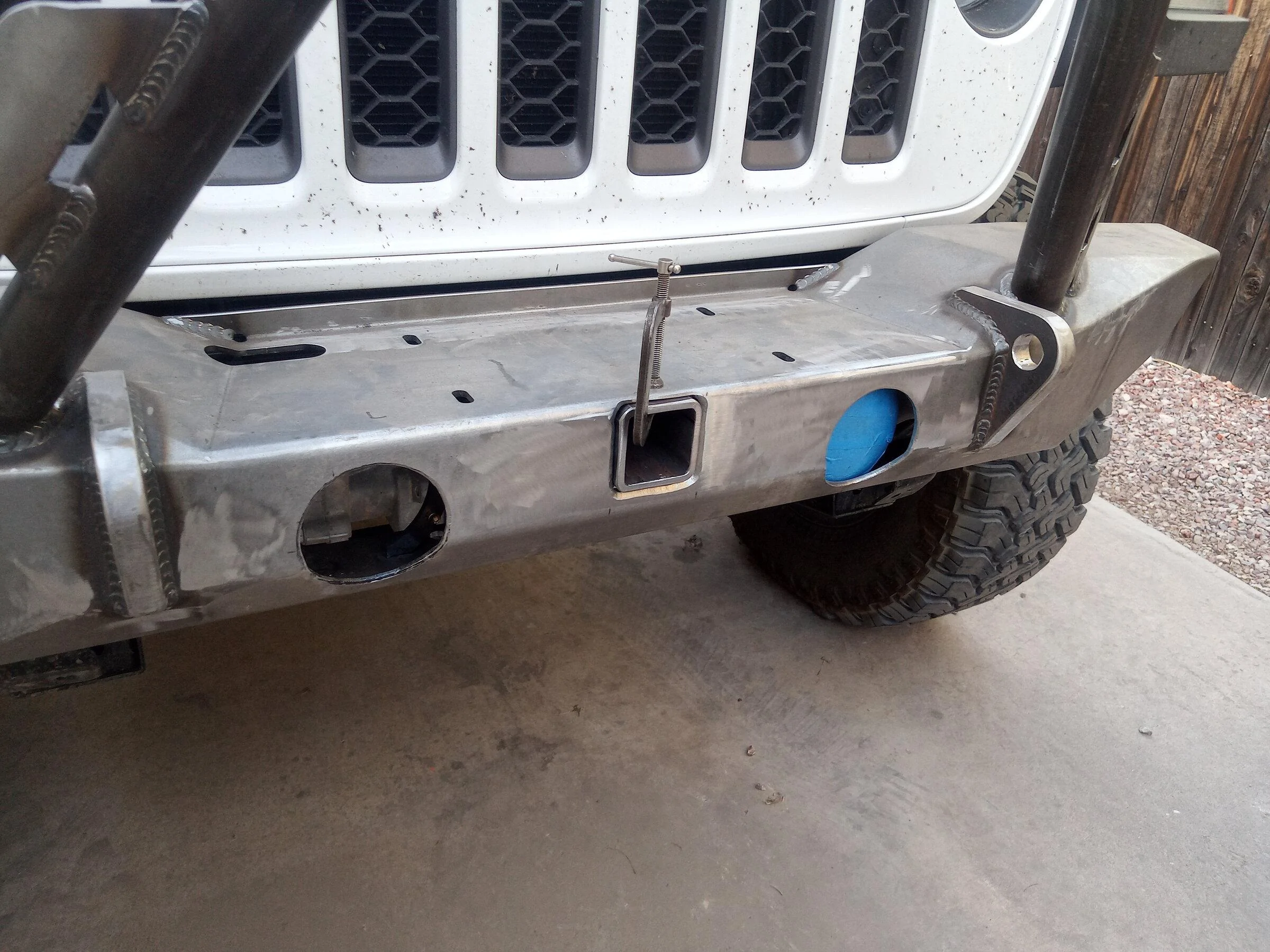 Jeep Gladiator Front bumper with integrated receiver IMG_20220417_174216