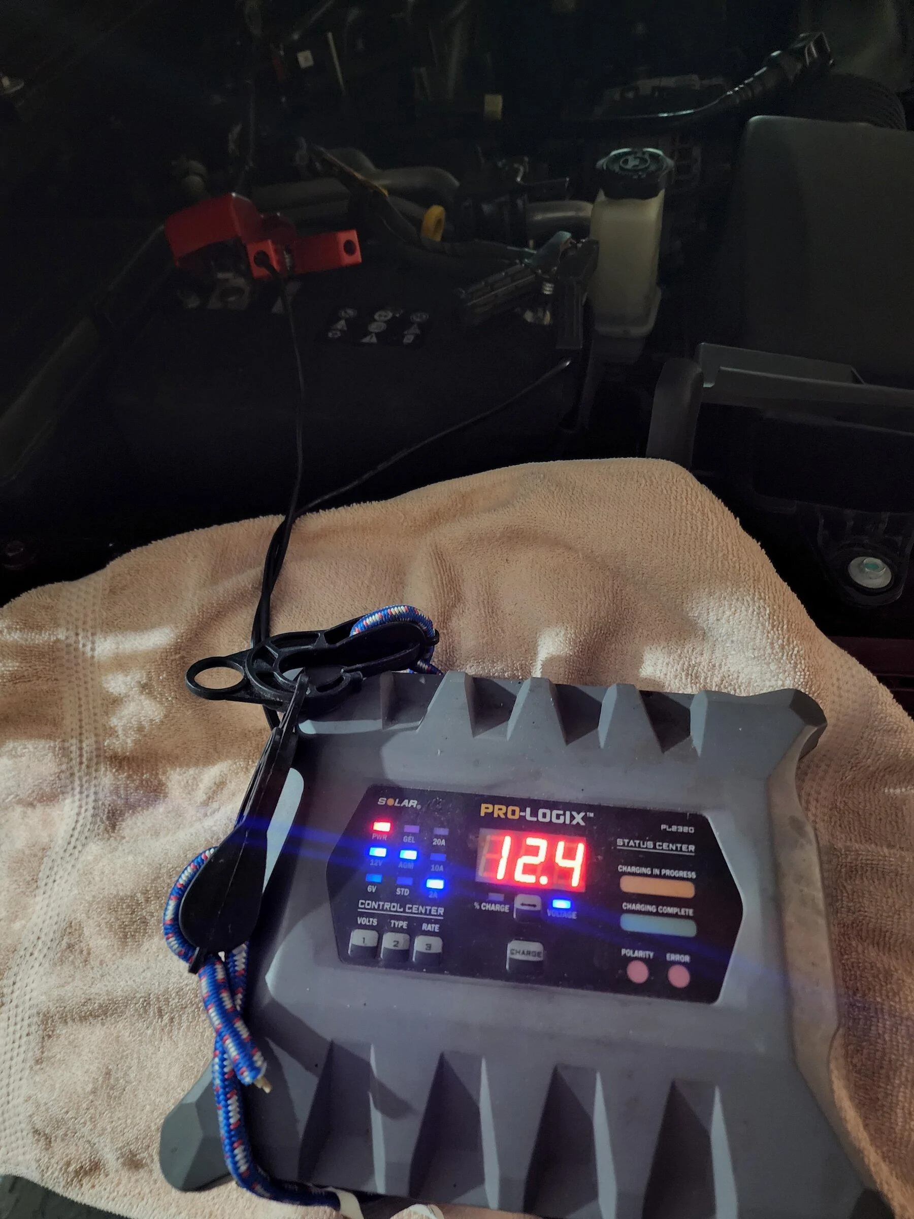 Jeep Gladiator Your battery voltage - truck off and at rest 20220416_105835