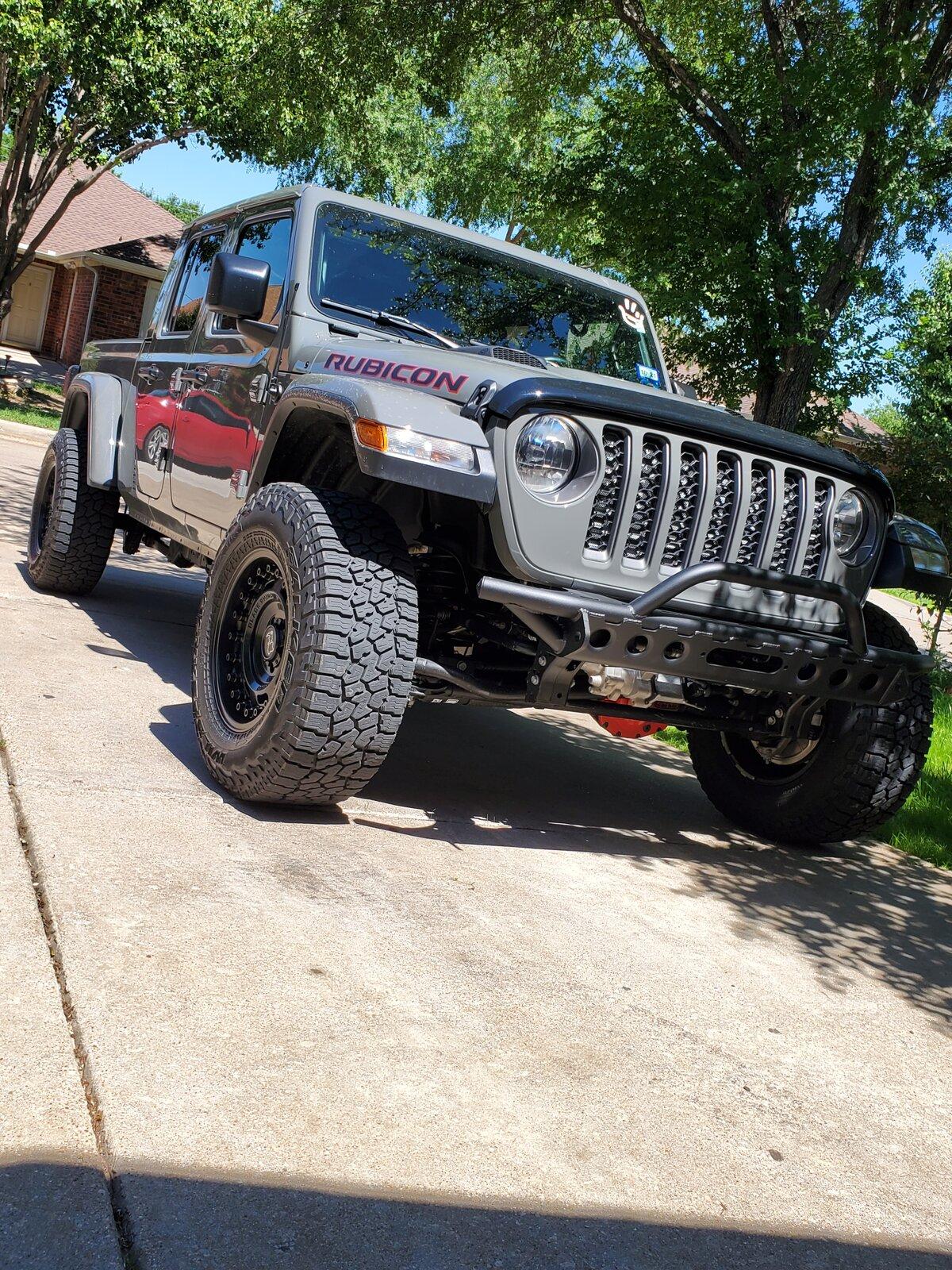 Jeep Gladiator JT Pritchett Canyon Front Bumper 20210505_144937