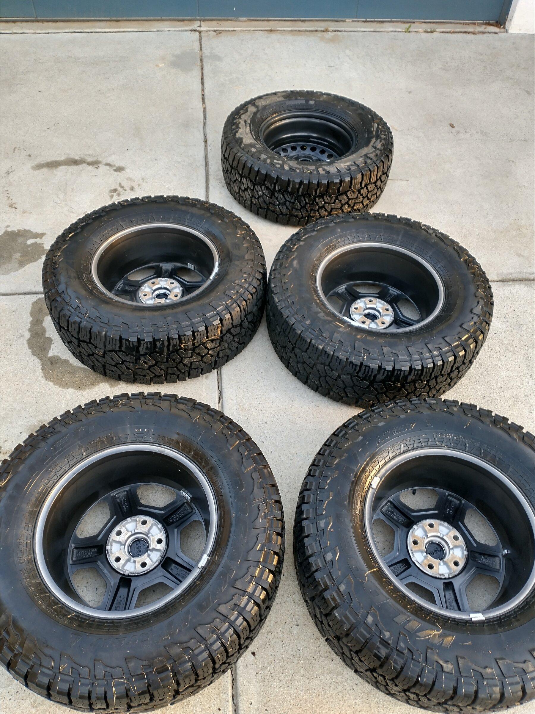 Jeep Gladiator JT Rubicon wheels and tires IMG_20220417_185636598_HDR
