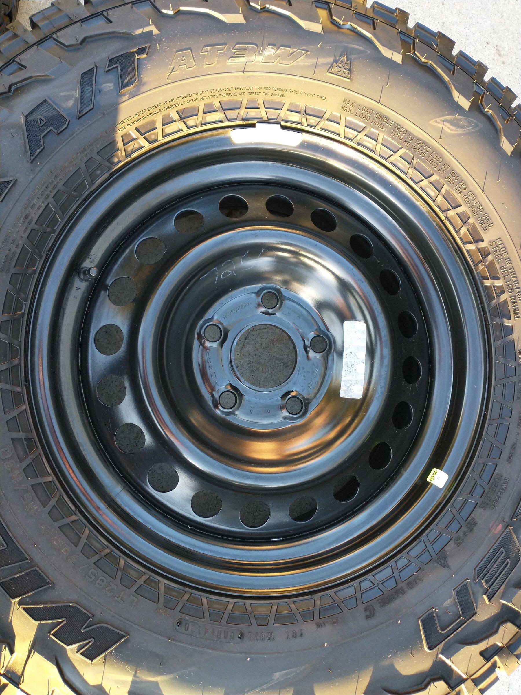 Jeep Gladiator JT Rubicon wheels and tires IMG_20220417_184942469