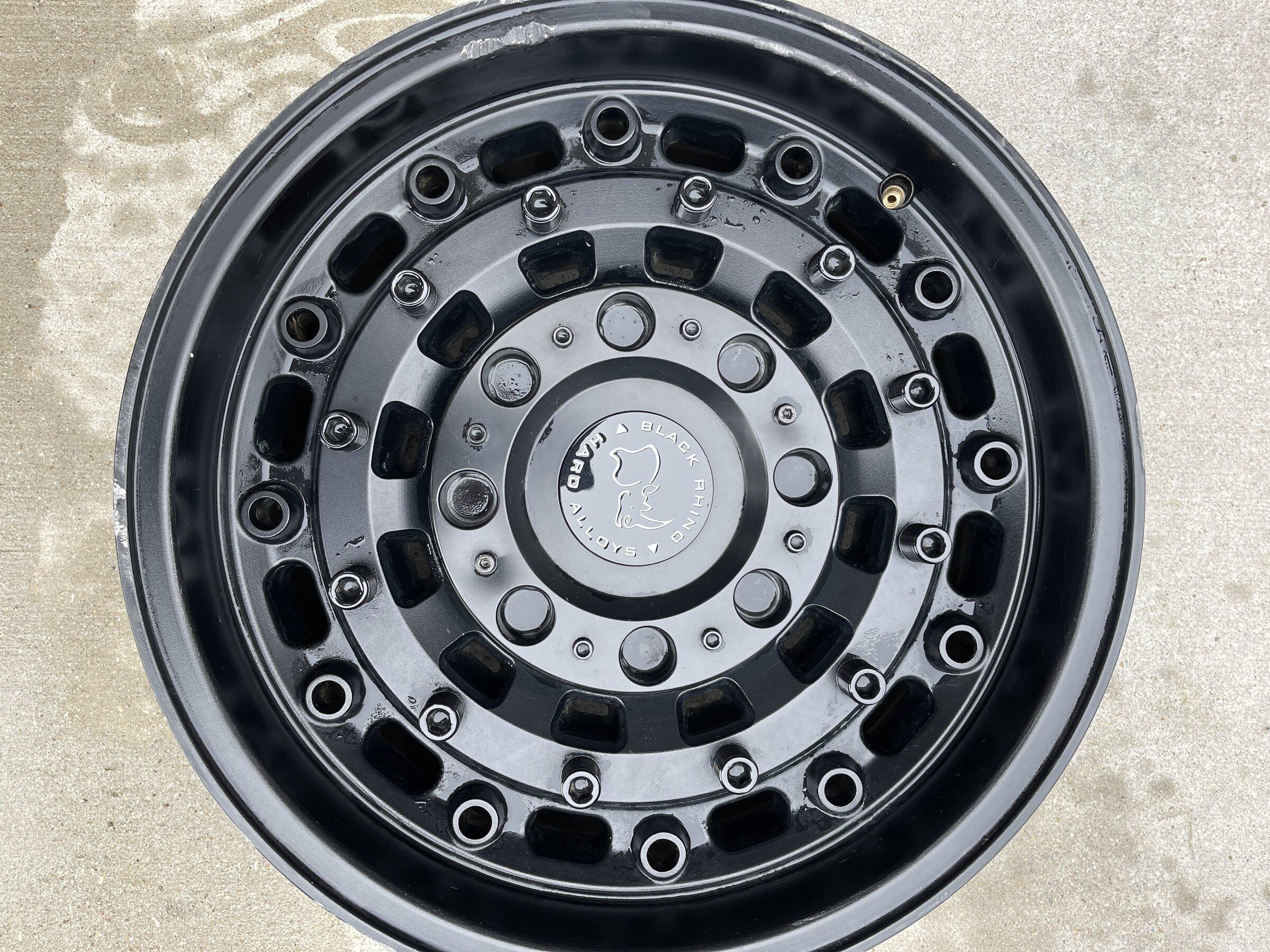Jeep Gladiator Black Rhino Arsenal Wheels 17x9.5 - Located in DFW IMG_1948 2.JPG