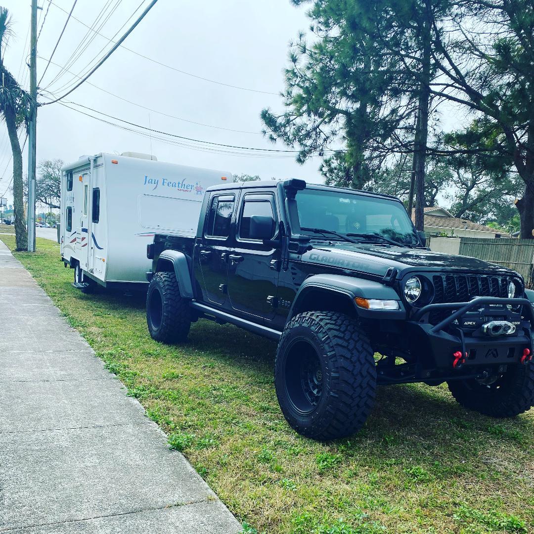 Jeep Gladiator So, what is everybody towing? thumbnail (16)