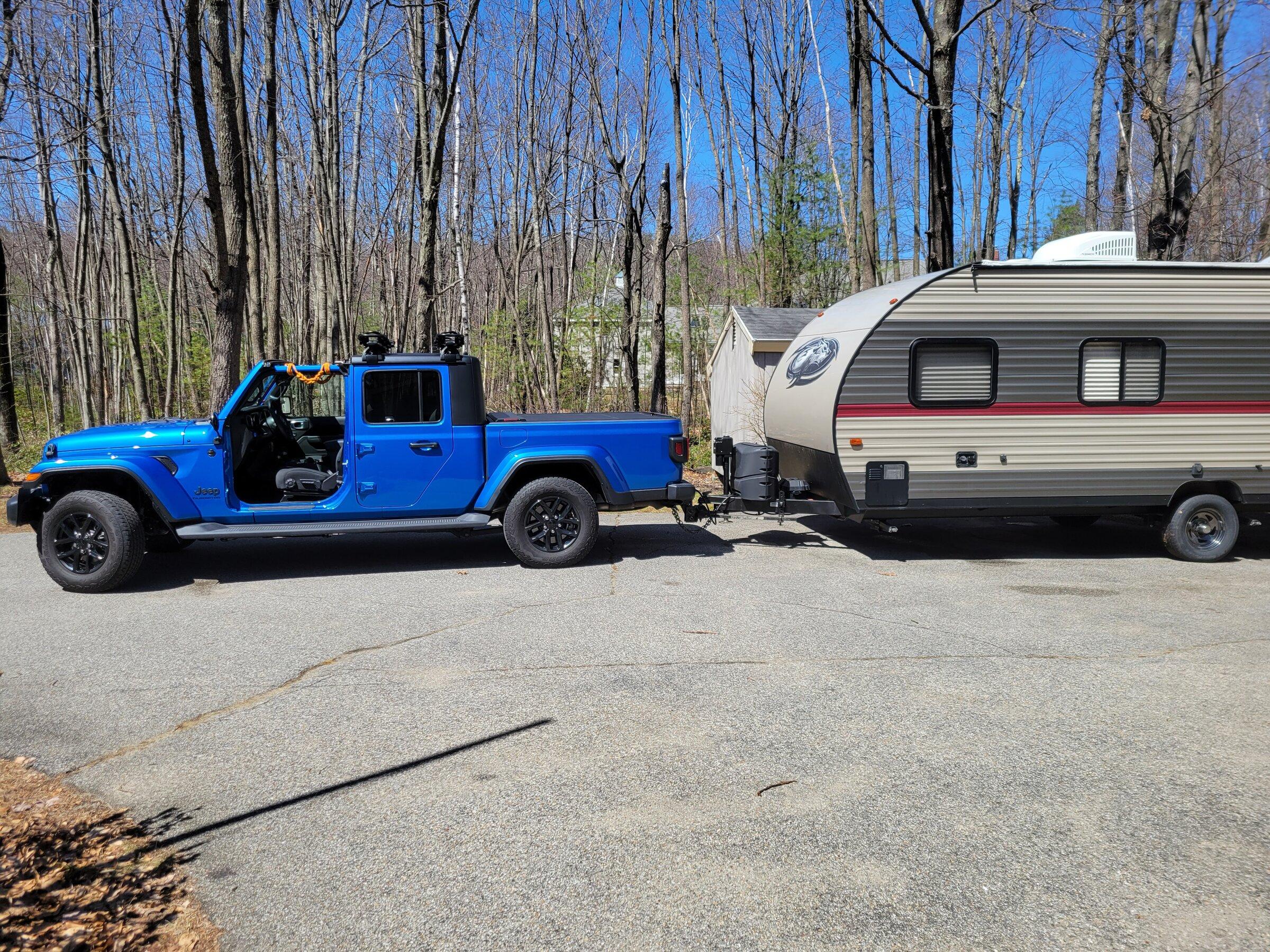 Jeep Gladiator So, what is everybody towing? 20220411_130231
