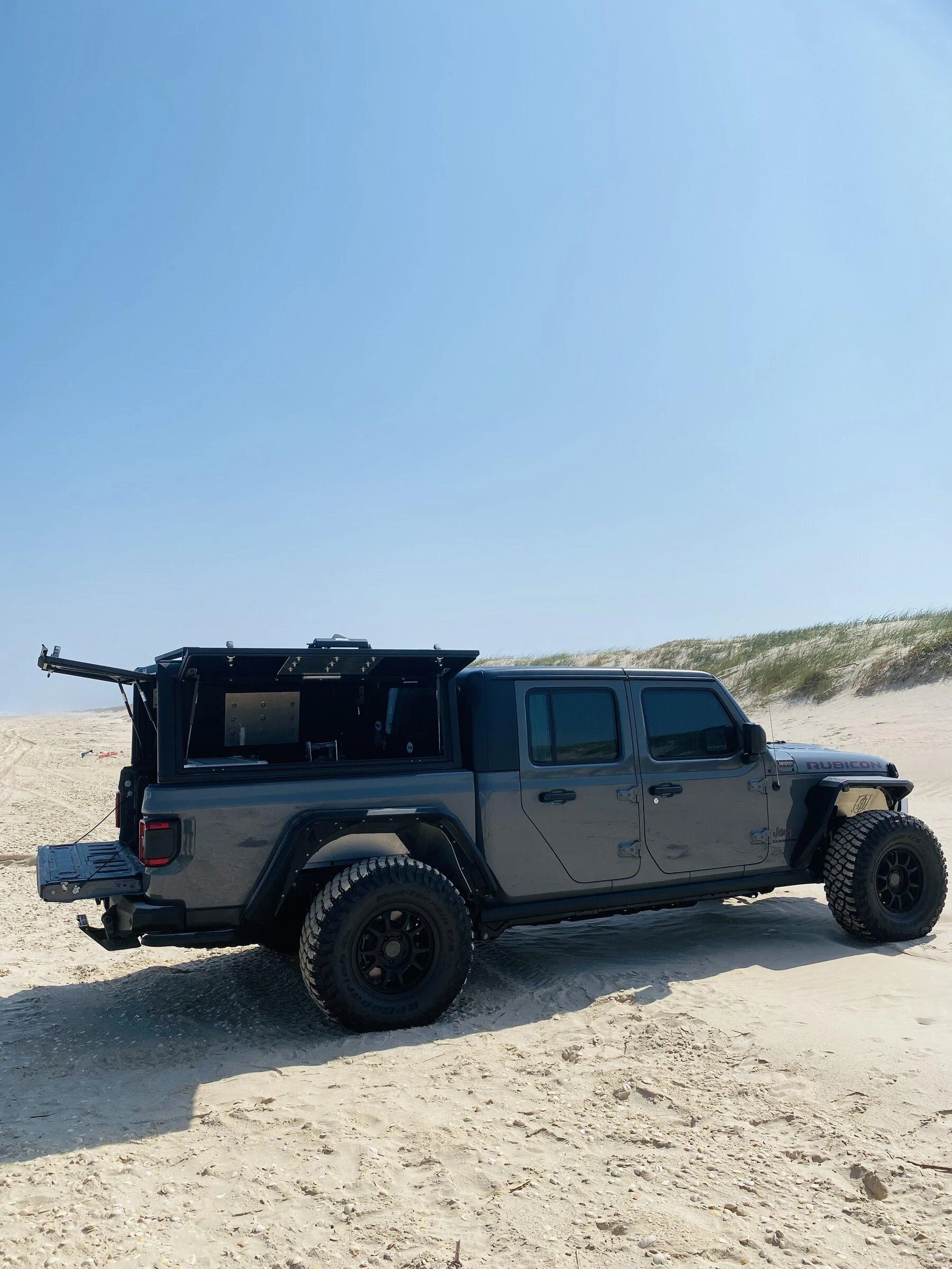 Jeep Gladiator Lets see those Gladiator Beach pics B3EB547B-C0AB-42E3-802C-9C9B44CEA3D4